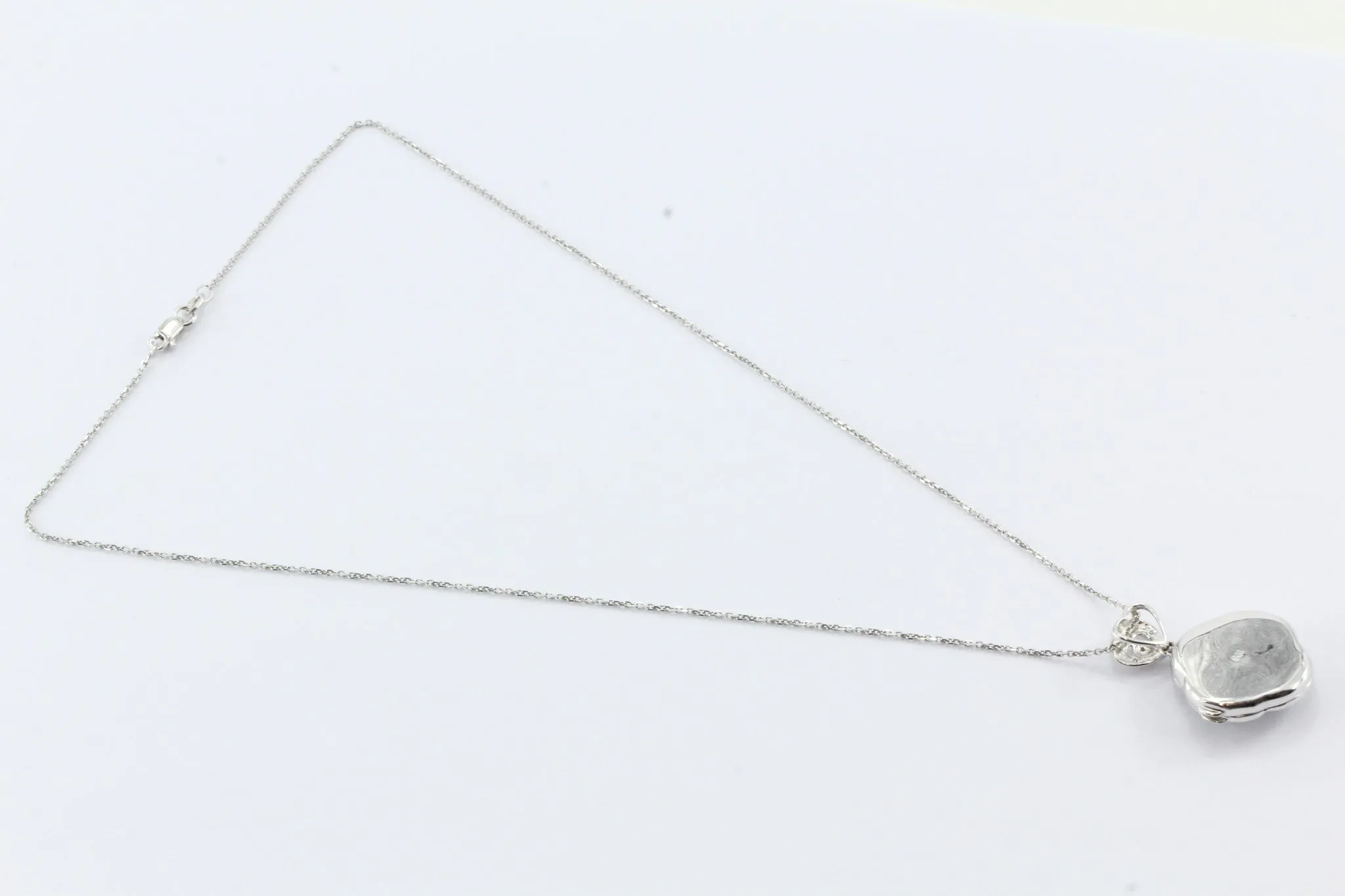 14K White Gold 1/4 CTW Diamond Pierced Locket Pendant Necklace