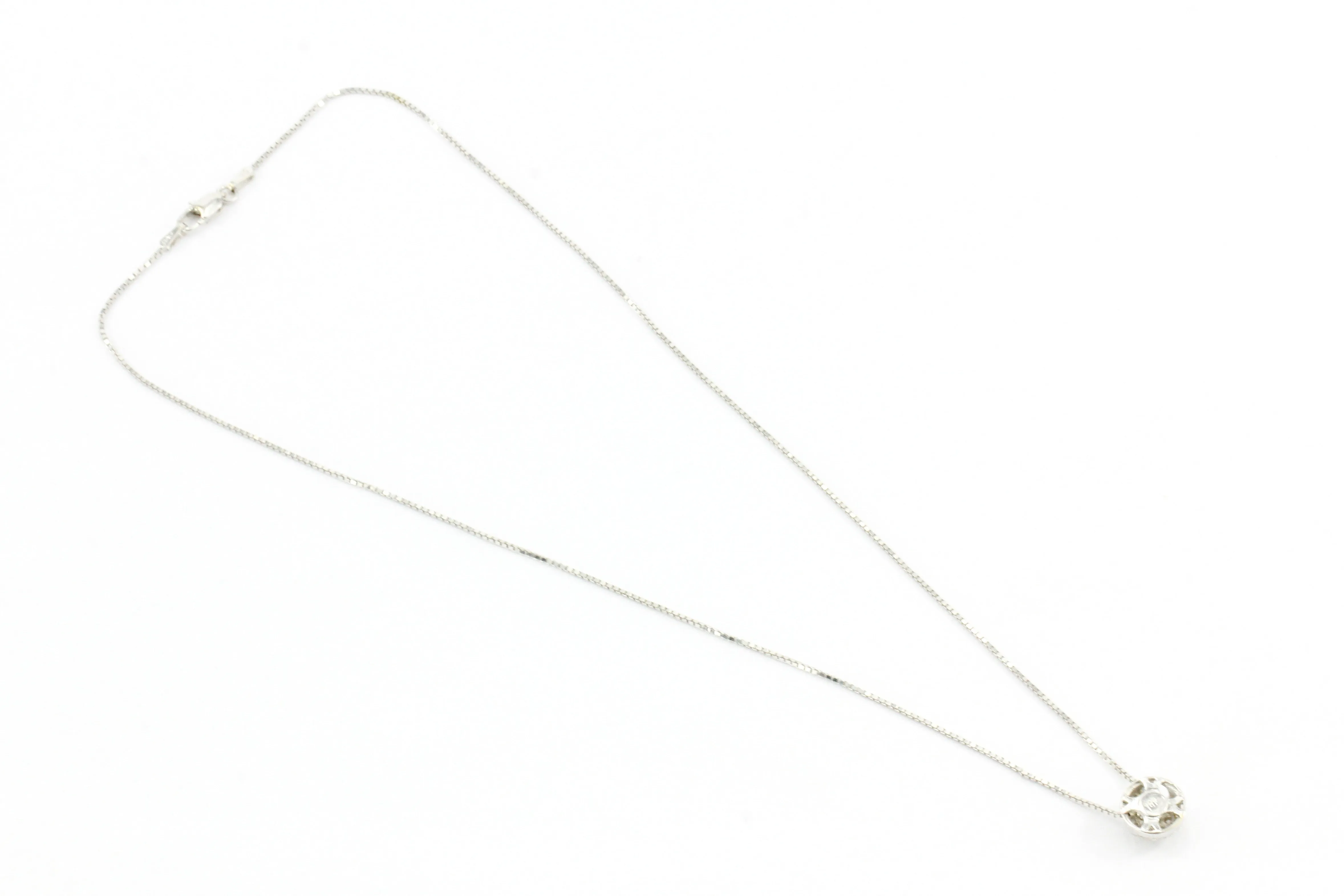 18K White Gold .15 CTW Diamond Pendant Necklace