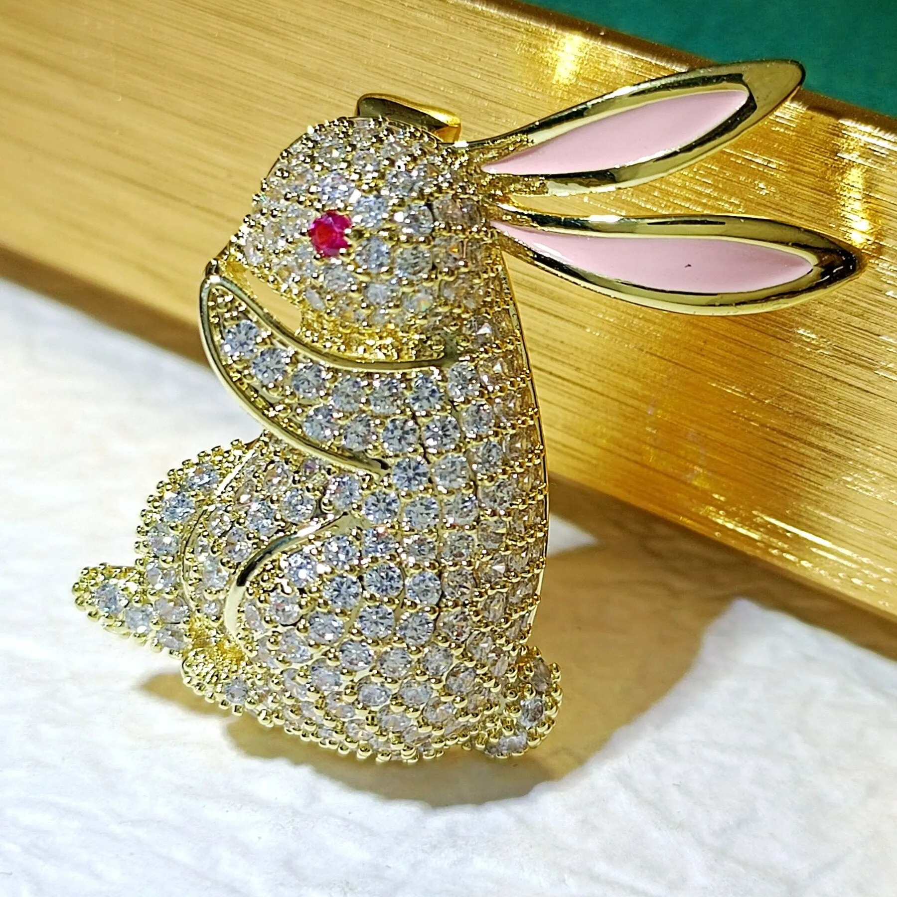 Adorable Sparkles Golden Bunny Rabbit Brooches Pins with Pink Eyes and Ears