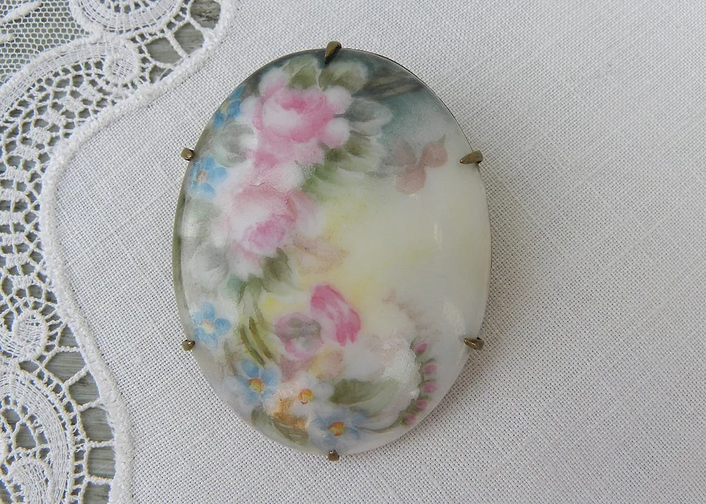 Antique Victorian Edwardian Hand Painted Pink Roses & Forget-Me-Nots Brooch