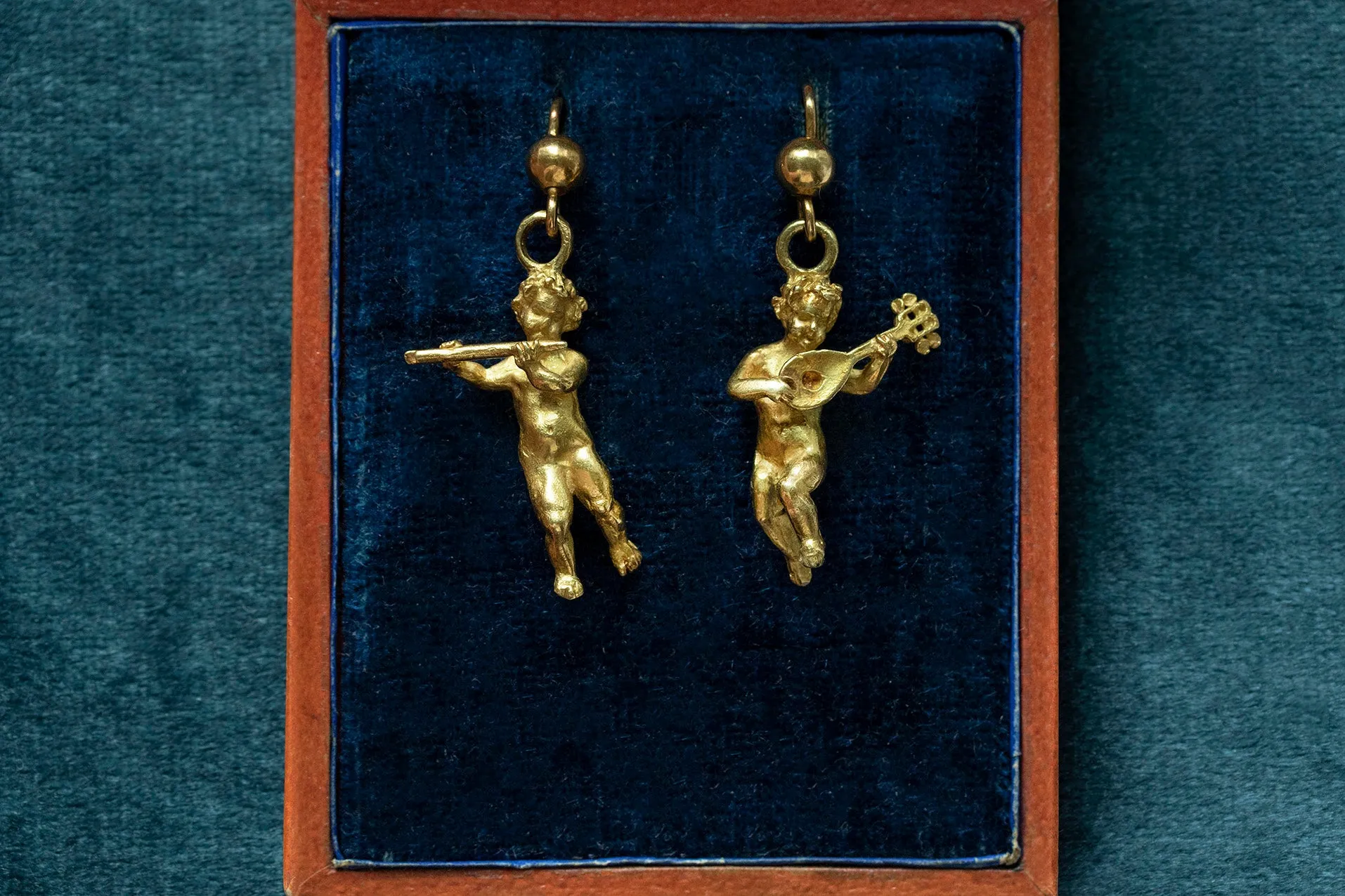 Art Nouveau 18K Gold Putti Earrings