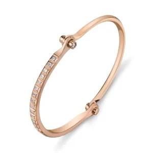 Baguette Handcuff in 18K Gold