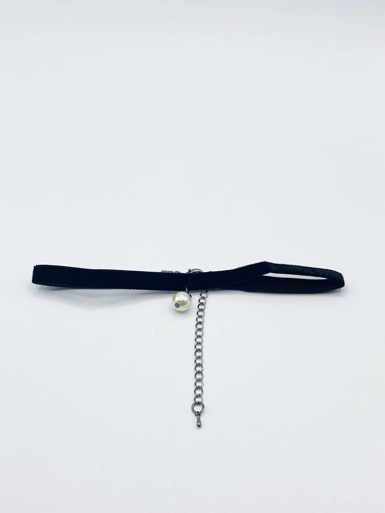 Black Faux Velvet Choker Necklace With Faux Pearl Charm