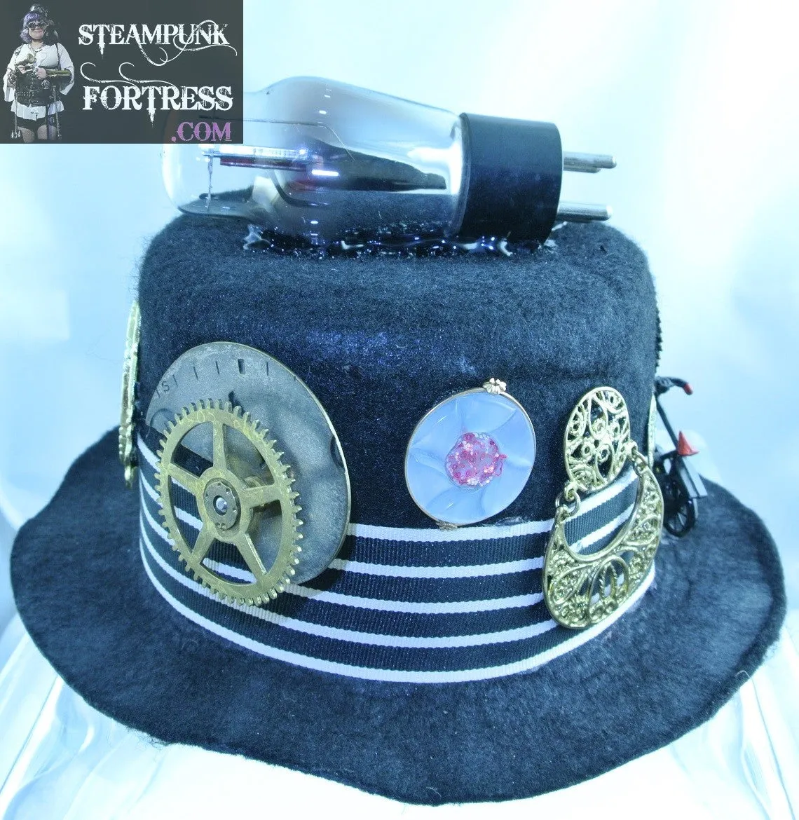 BLACK GOLD MIRROR RAISED WATCH CLOCK AUTHENTIC GEAR DIAL FACE MOTHER OF PEARL CIRCLE FILIGREE DROP GOLD COIN BRASS XL GEAR BICYCLE BRASS XL CIRCLE BROWN STUDDED BUCKLE ROCKET XL TOP LARGE TOP HAT STARR WILDE STEAMPUNK FORTRESS