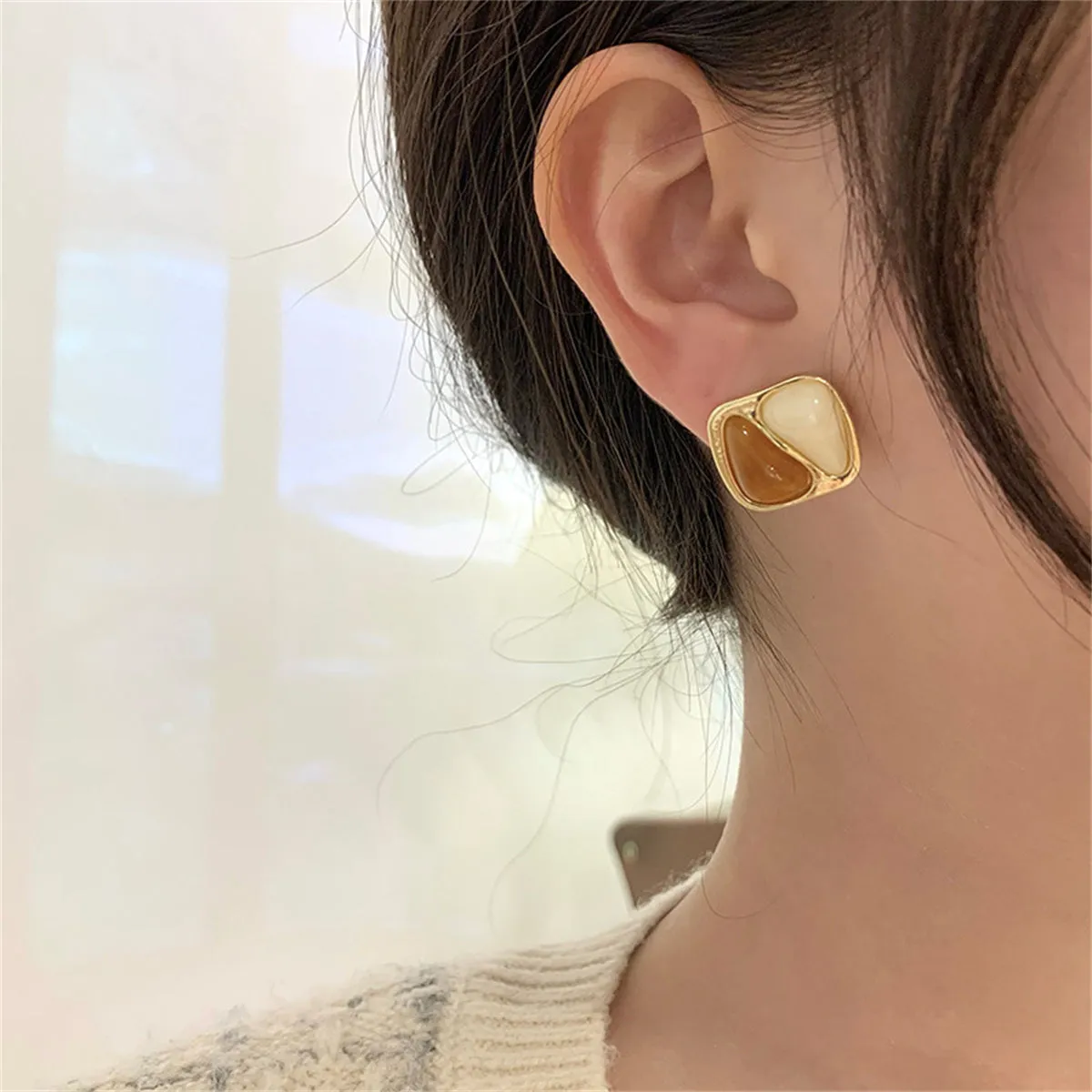 Brown Resin & 18K Gold-Plated Square Stud Earrings