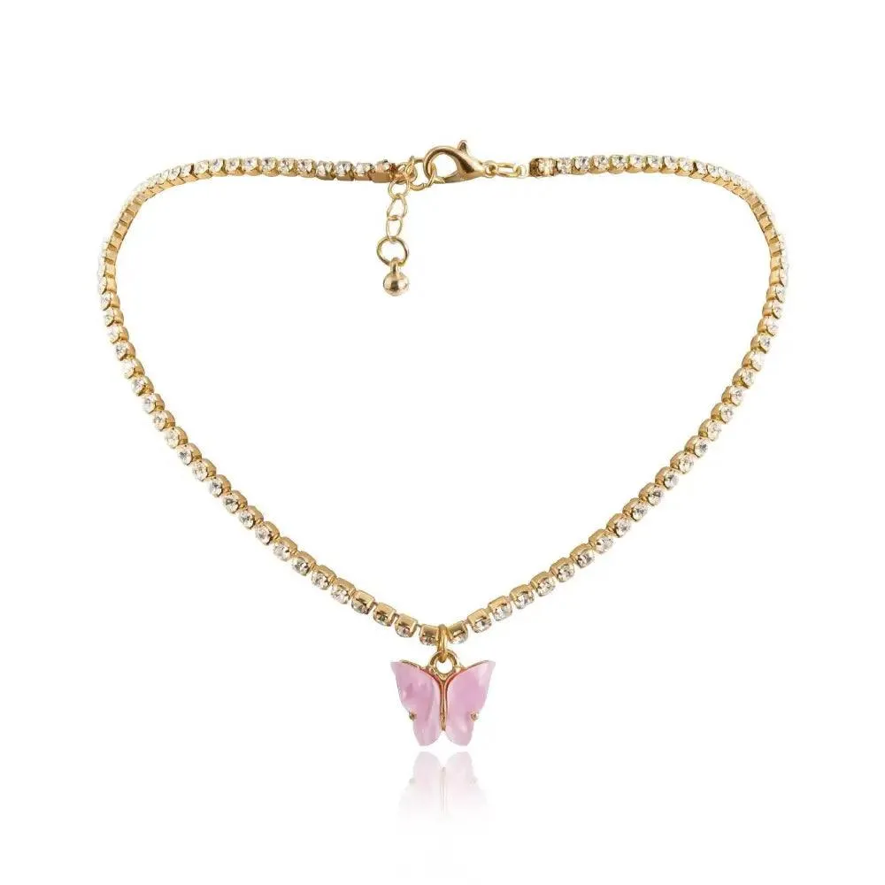 Butterfly Pendant Charm Necklace Cute Acrylic Necklace Butterfly Shape Jewelry for Women and Girls Fashion Simple Style Cute Butterfly Pedant Necklace for Women Simple Neck Collar Choker Necklace Jewelry For Women