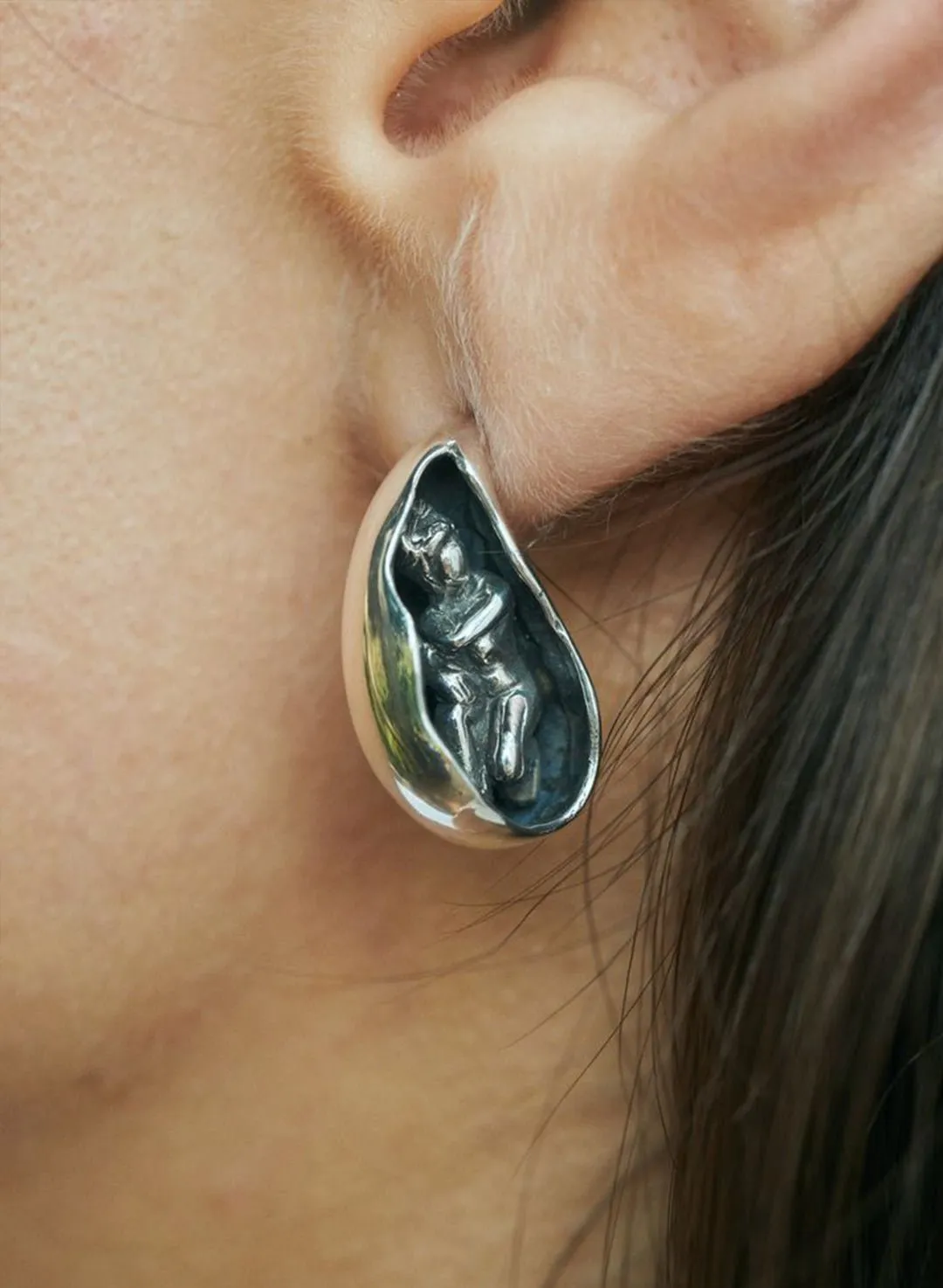 Carina Hardy - Crouching Venus Earrings - Silver