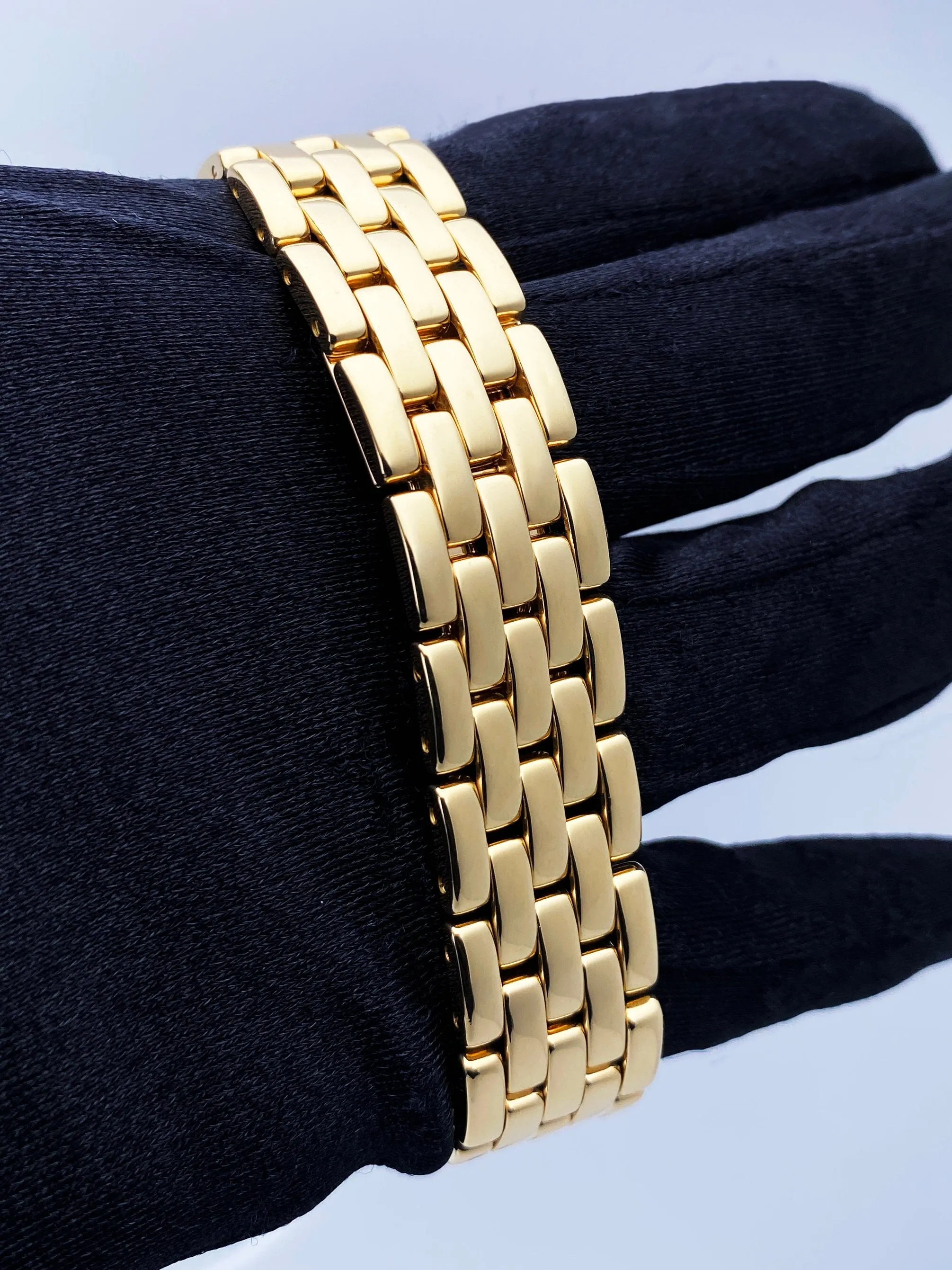 Cartier Panthere Jumbo 83783647 18K Yellow Gold Mens Watch
