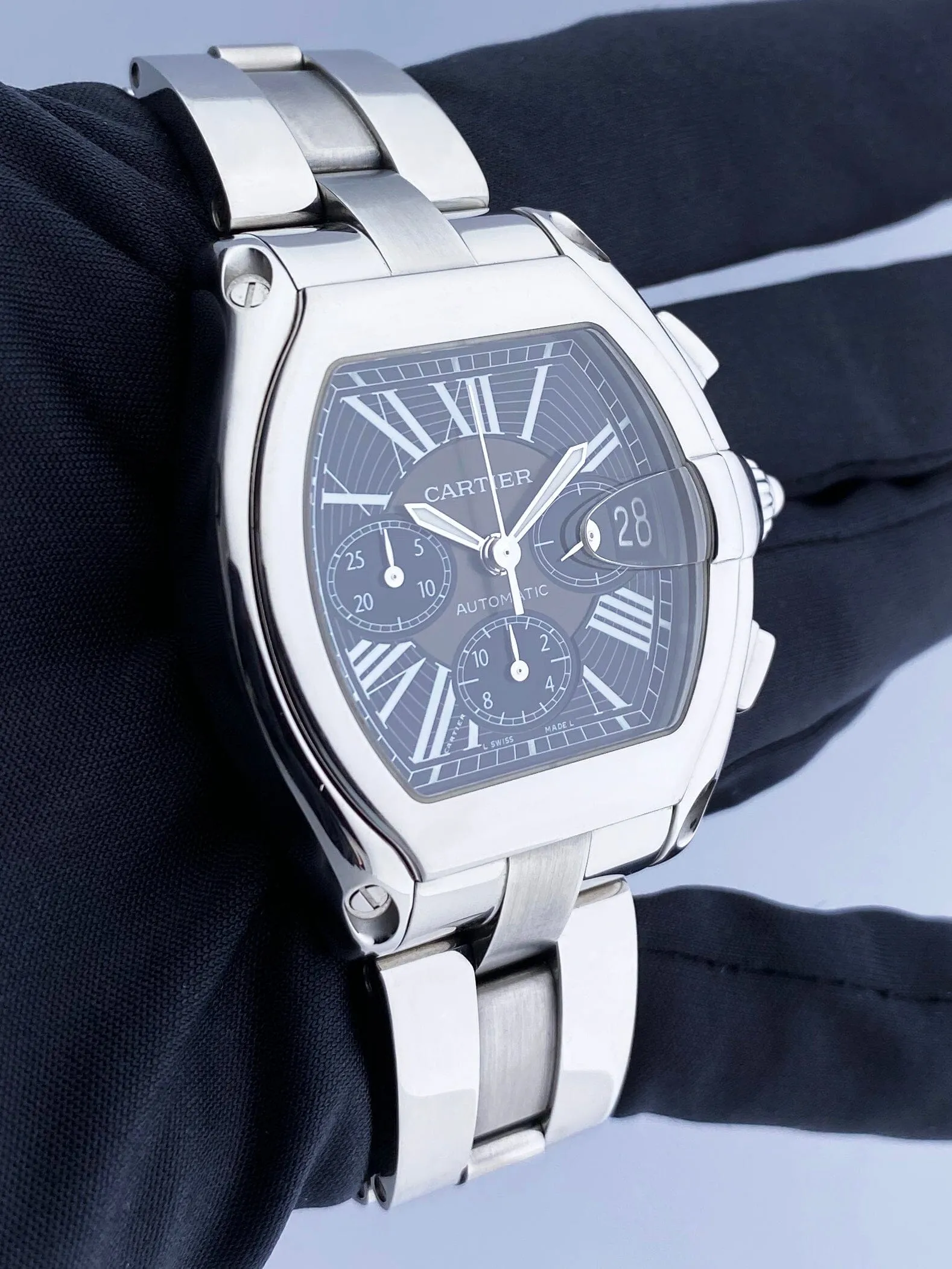 Cartier Roadster XL W62020X6 Black Dial Mens Watch Box Papers