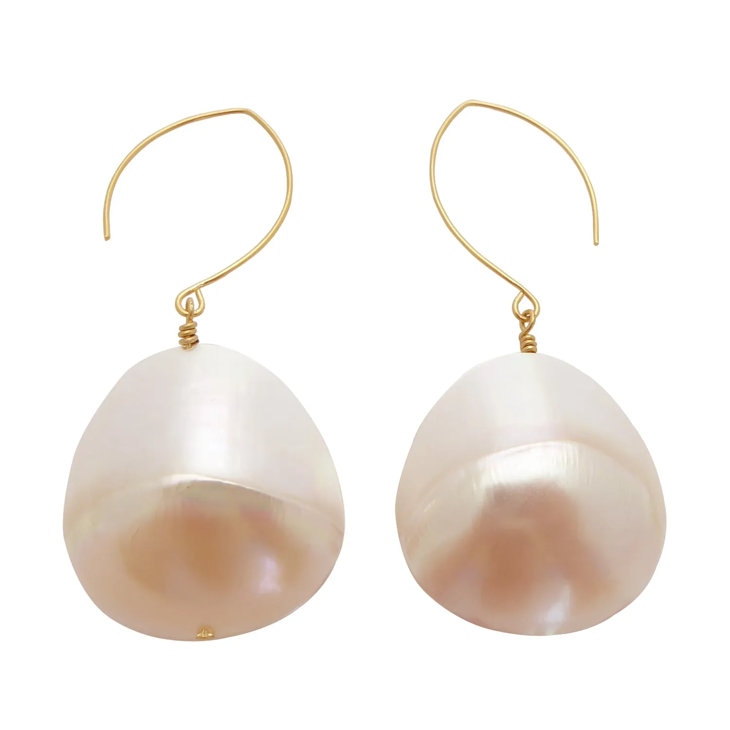 Chiaro di luna shell earrings