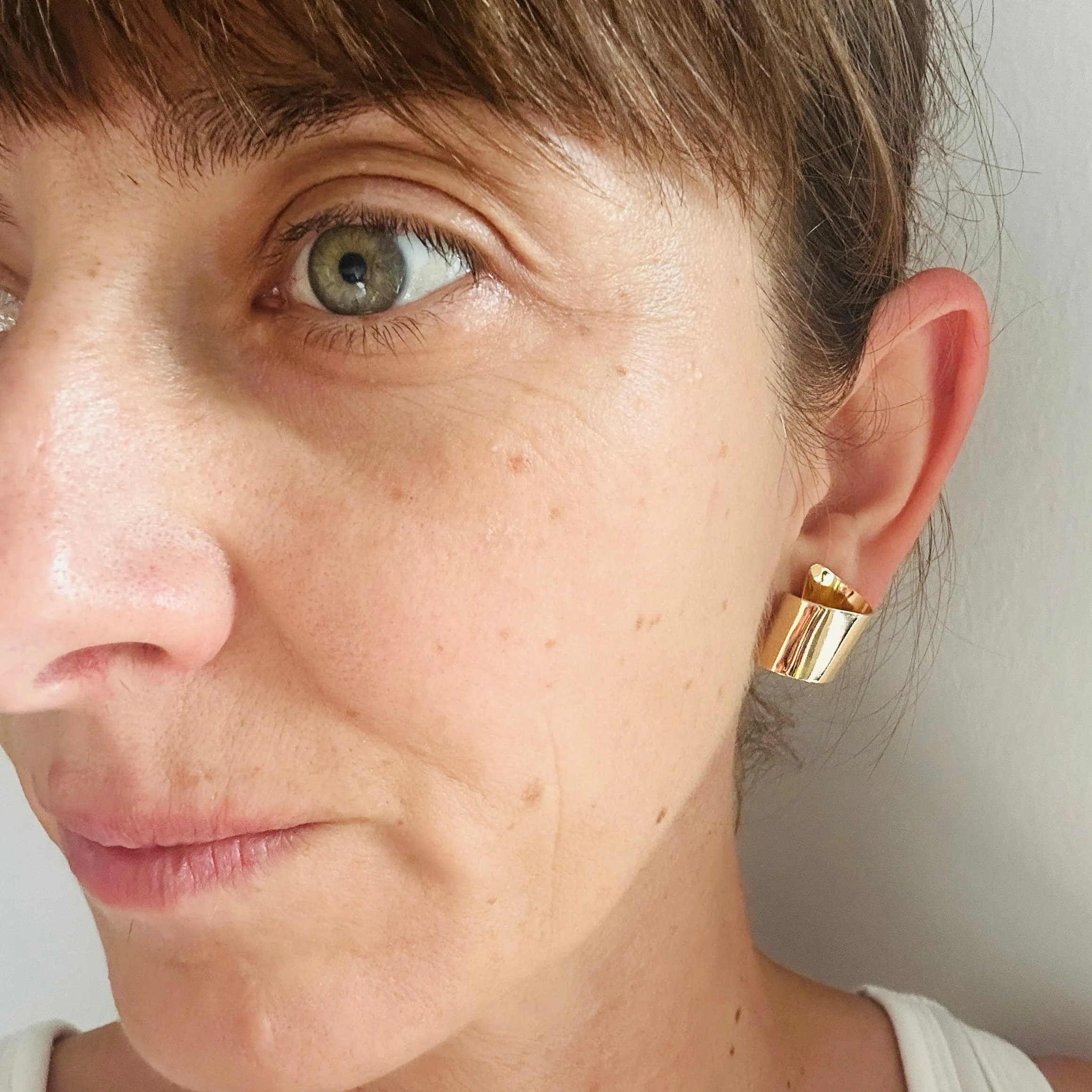 Coils stud earrings