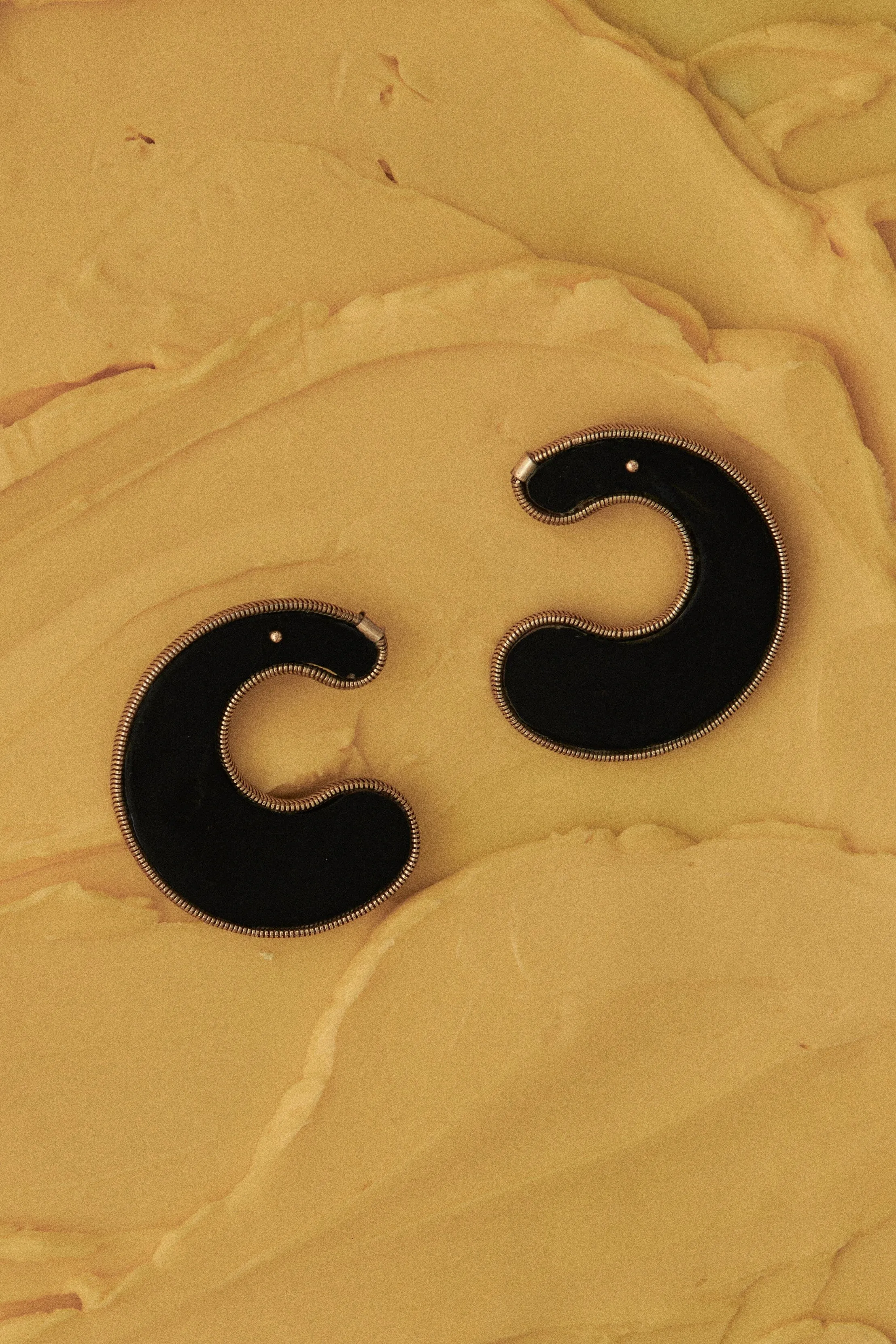 Dark Brown Gold Curve Earrings