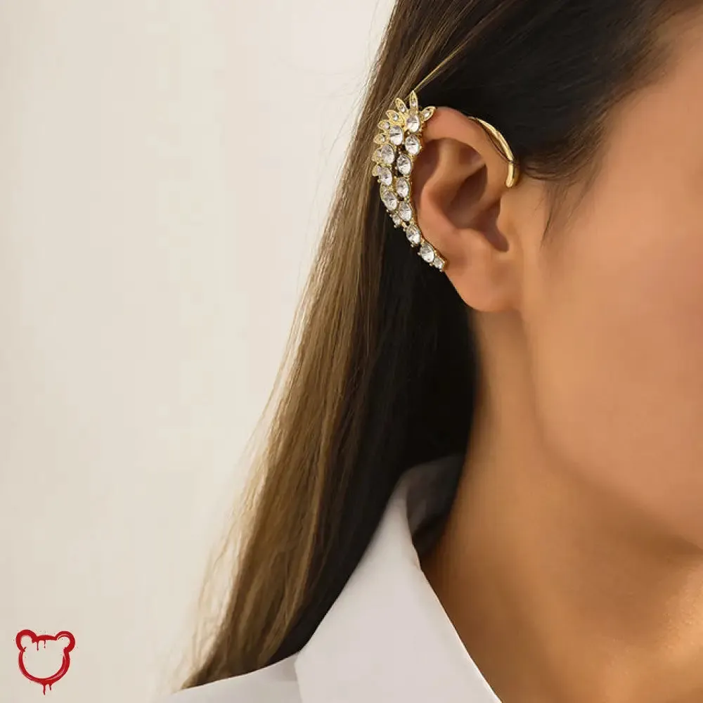 Elf Earrings in Dark Theme