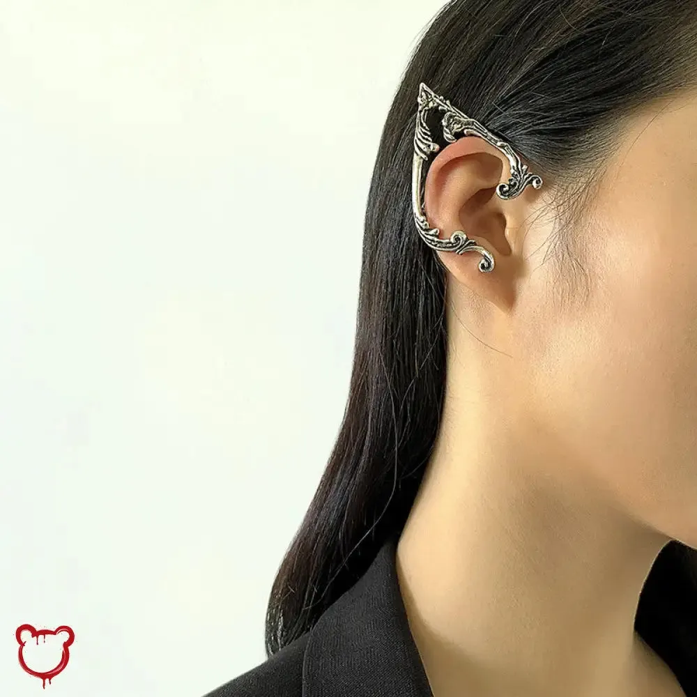 Elf Earrings in Dark Theme