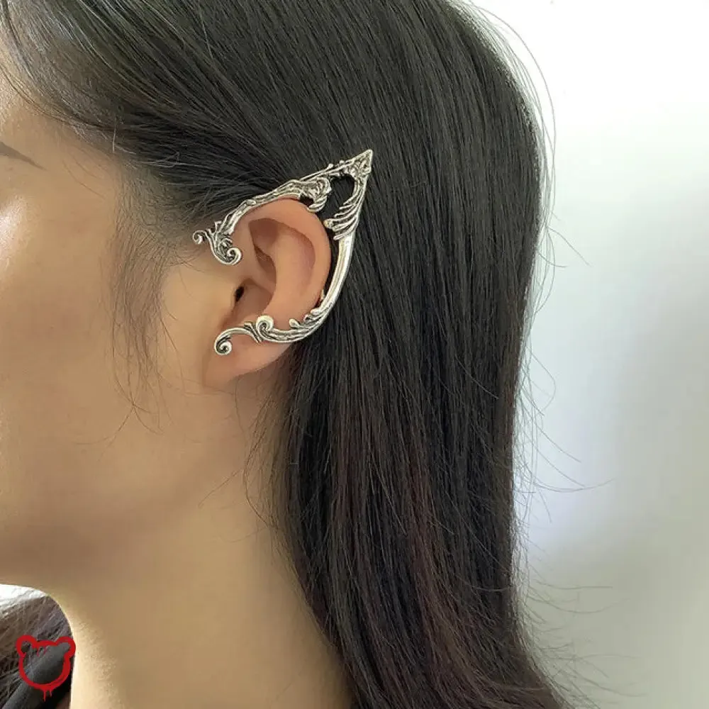 Elf Earrings in Dark Theme