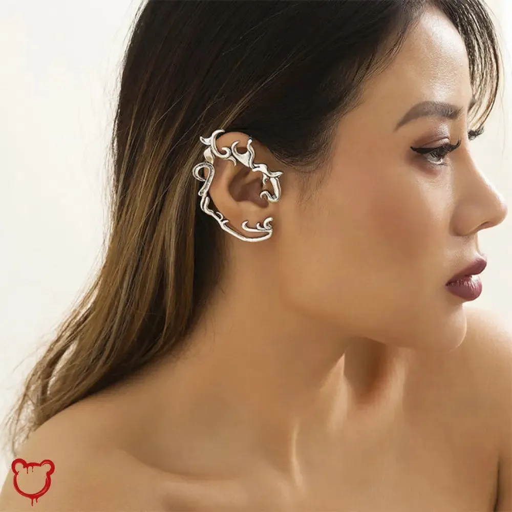 Elf Earrings in Dark Theme