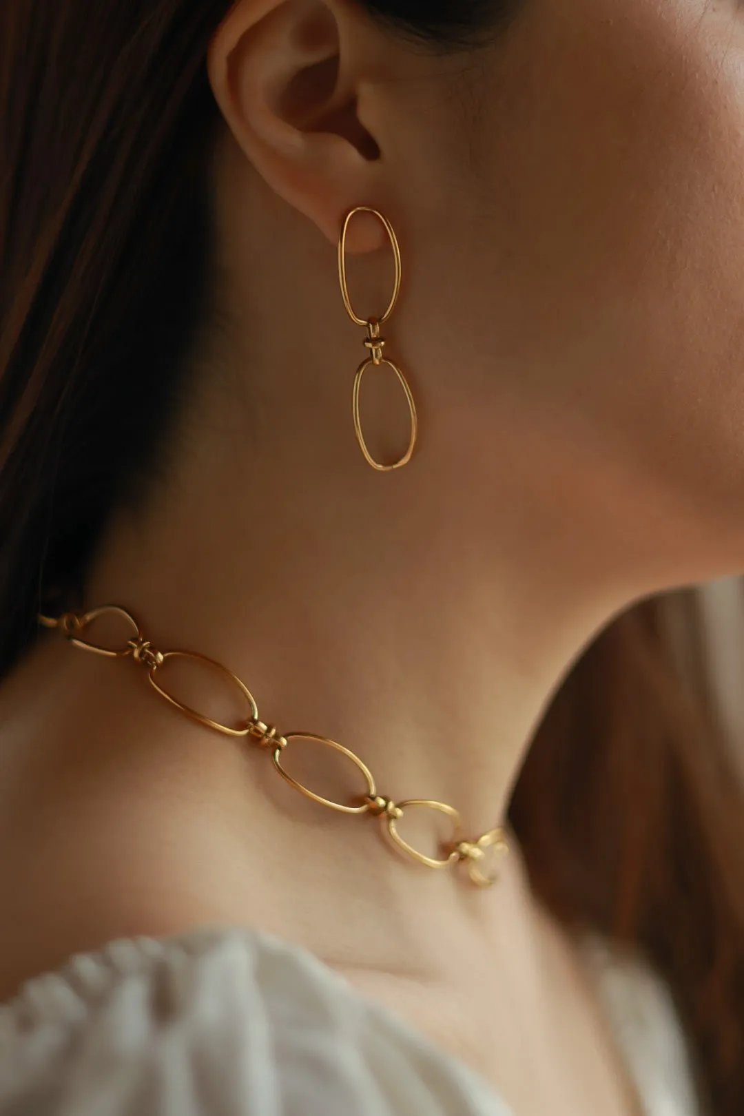 French Oval Choker Necklace