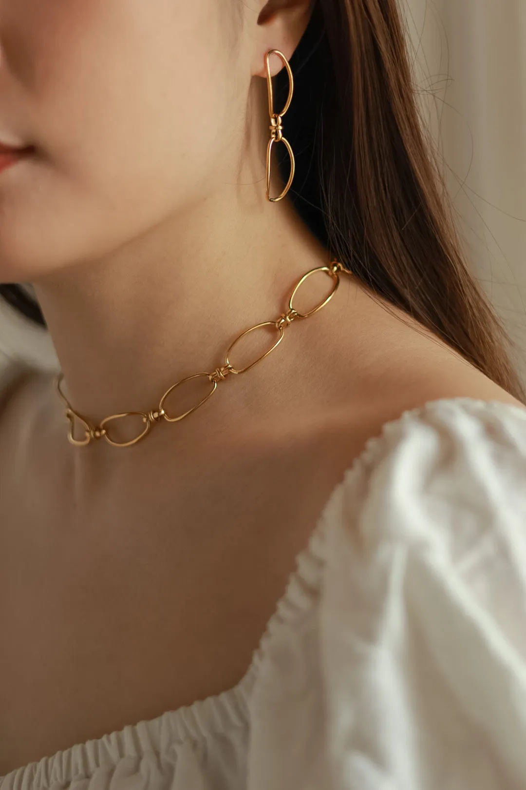French Oval Choker Necklace