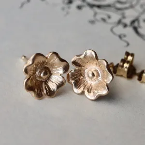 Gold Dogwood Studs