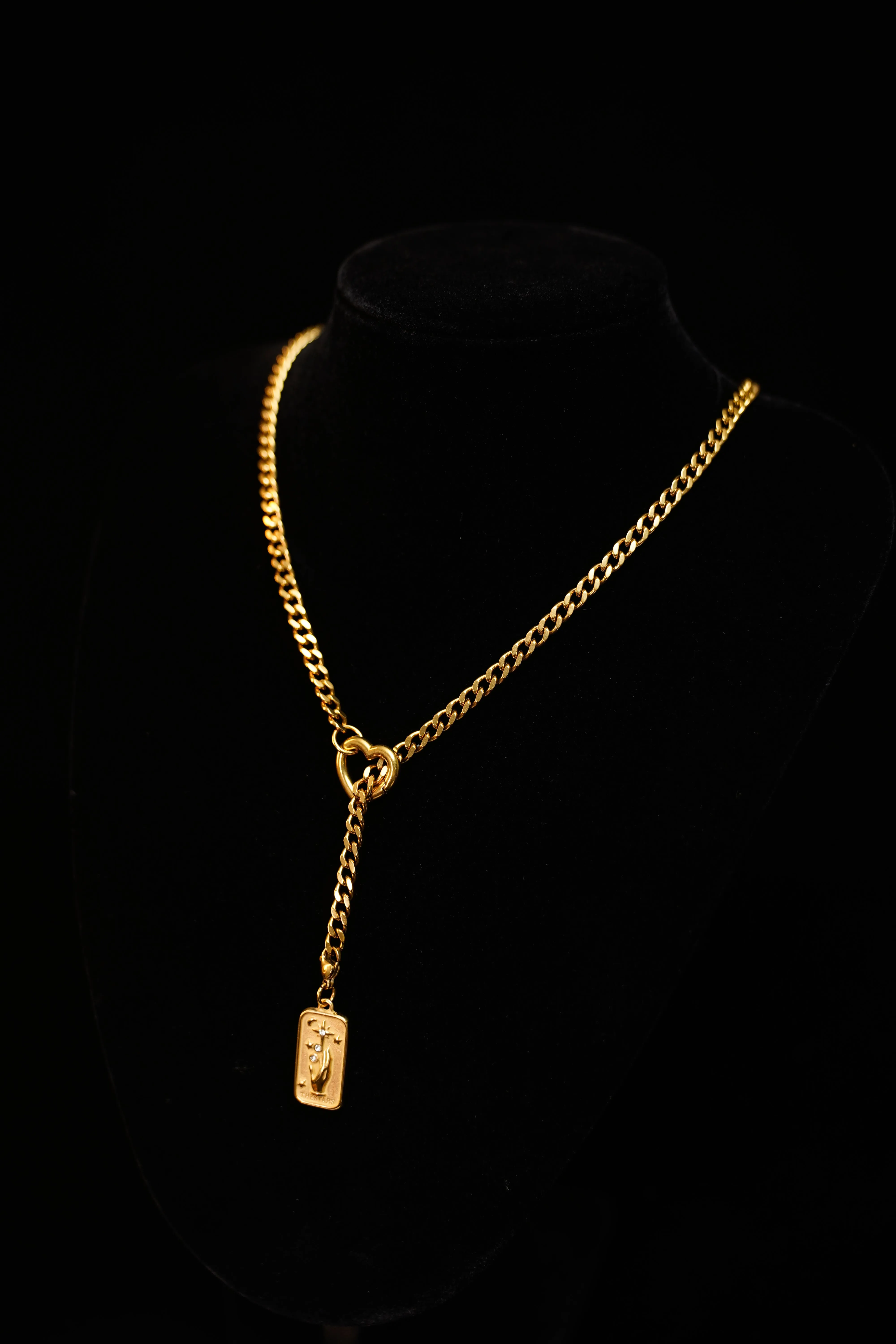 Golden Vintage Flora Couple Necklace Set