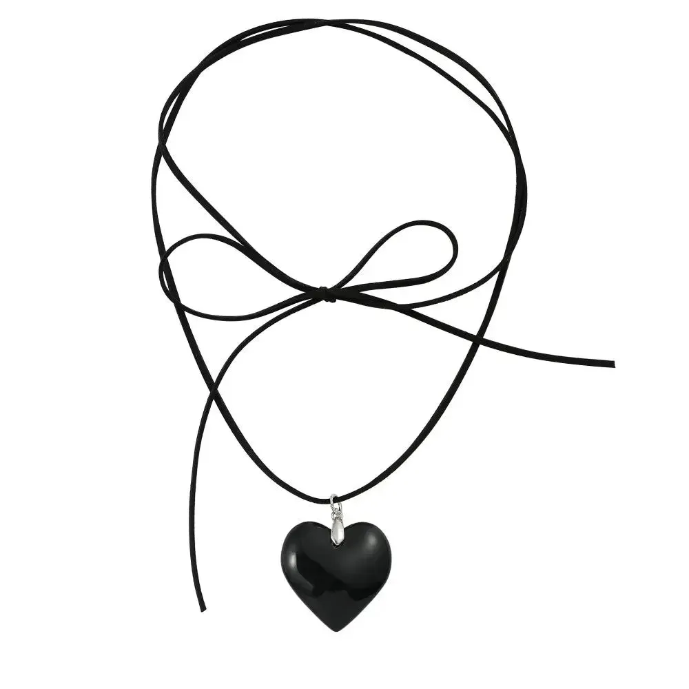 Goth Black Velvet Big Heart Pendant Choker Necklace for Women Elegant Weave Knotted Bowknot Adjustable Chain
