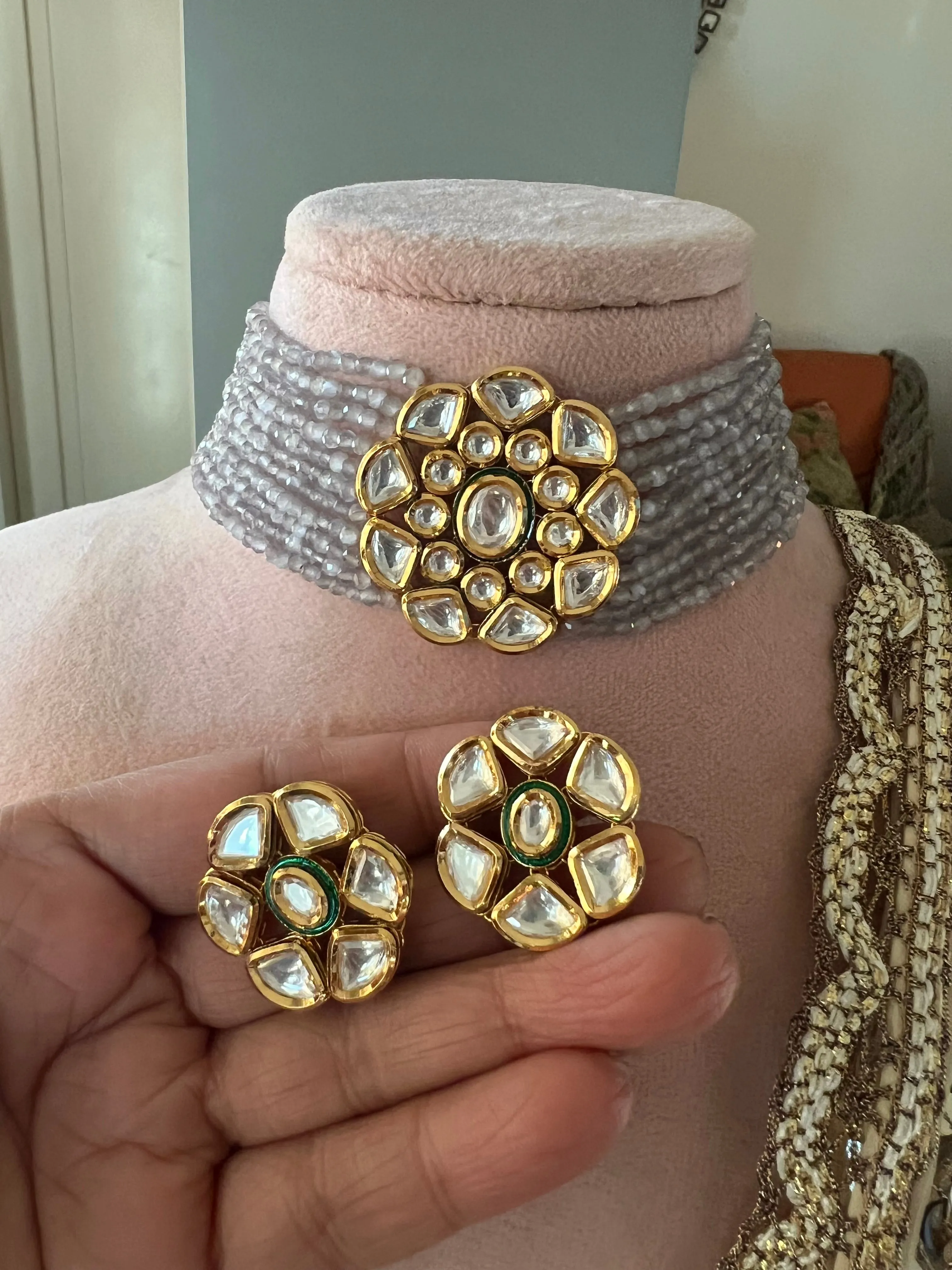 Grey Kundan Choker with Studs