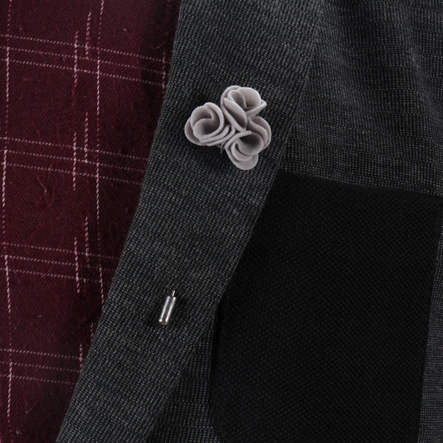 Grey Three Flower Lapel Pin