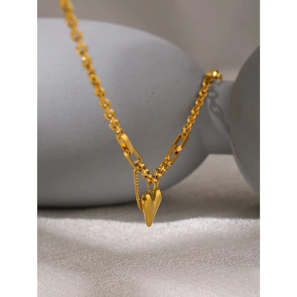 Heart Pendant Necklace for Women Metal Texture Choker Necklace Anniversary