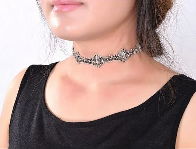 Hesiod Vintage Short Choker Necklace - Antique Silver Plated Metal with Unique Geometric Crystal Pendant for Goth and Metalhead Women