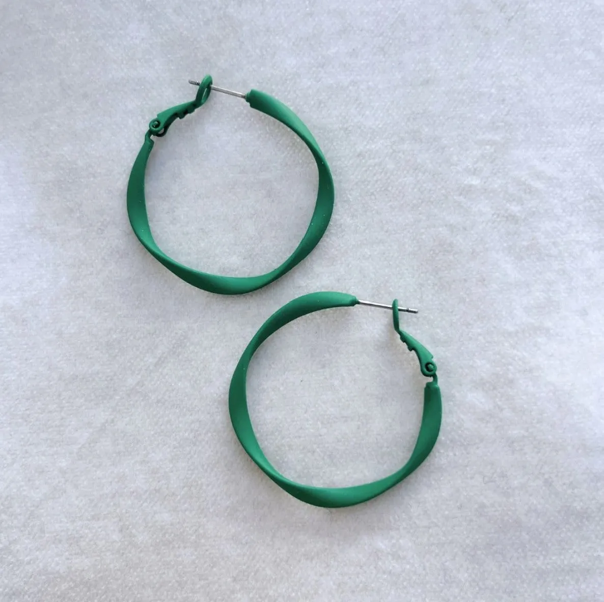 Jack & Freda Jewellery - Twisty Hoop Earrings