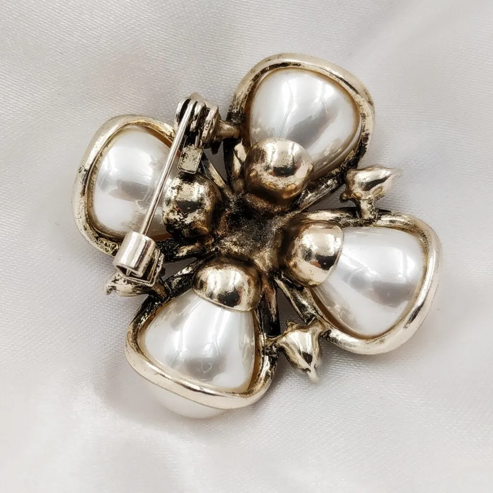 Jewelblings Royal Vintage Blue Crystal Ribbon & Imitated Pear Shaped Pearl Cross Brooches Pins Classic Religious Jewelry for Women Outfit
