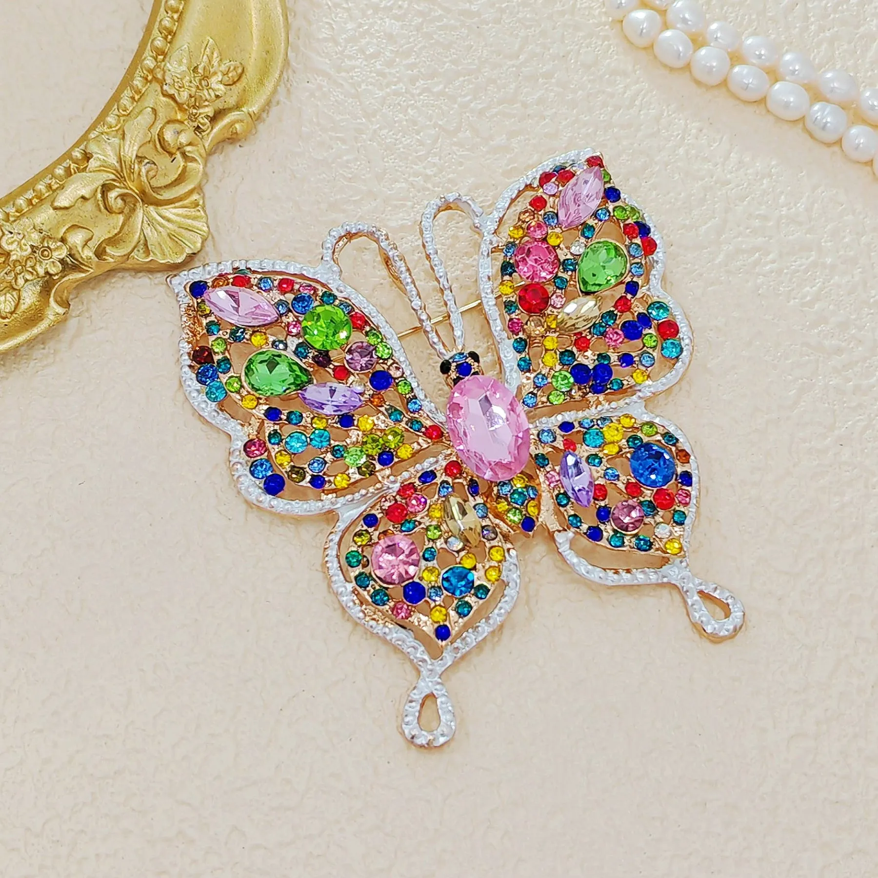 Jewelblings Stunning Opens Colorful Crystal Swallowtail Butterfly Brooches Hijab Pins