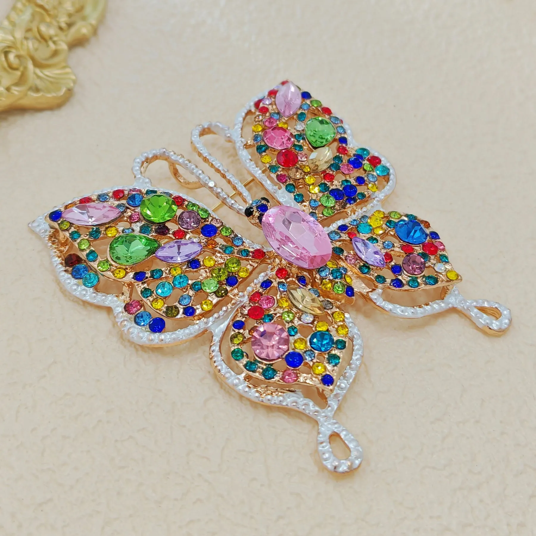 Jewelblings Stunning Opens Colorful Crystal Swallowtail Butterfly Brooches Hijab Pins