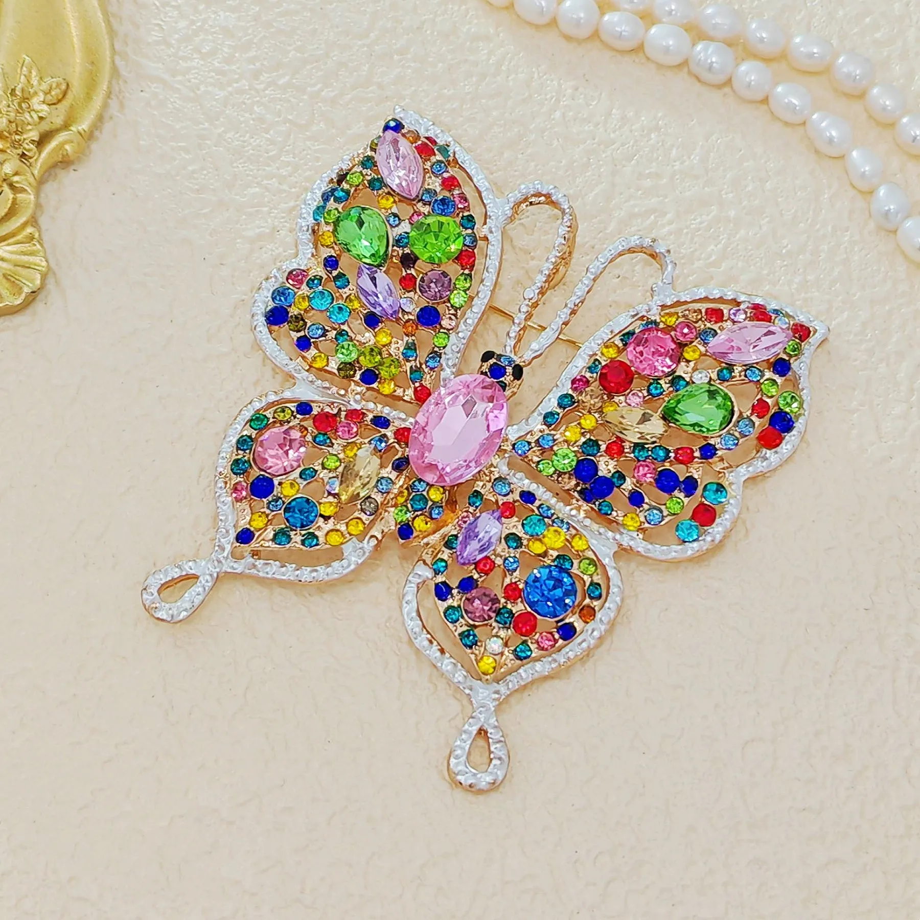 Jewelblings Stunning Opens Colorful Crystal Swallowtail Butterfly Brooches Hijab Pins