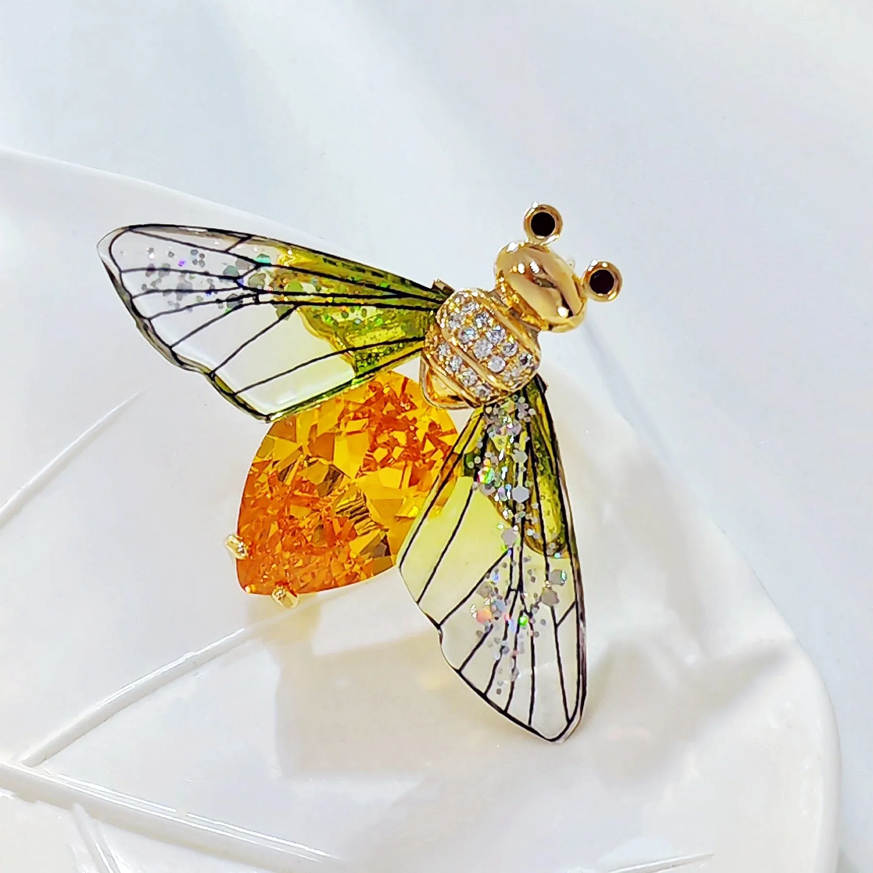 Jewelblings Super Cute Sequins Winged Pear CZ Body Yellow Bee Brooches Pins