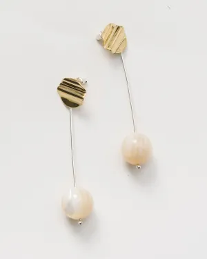 Madre Perla drop earrings