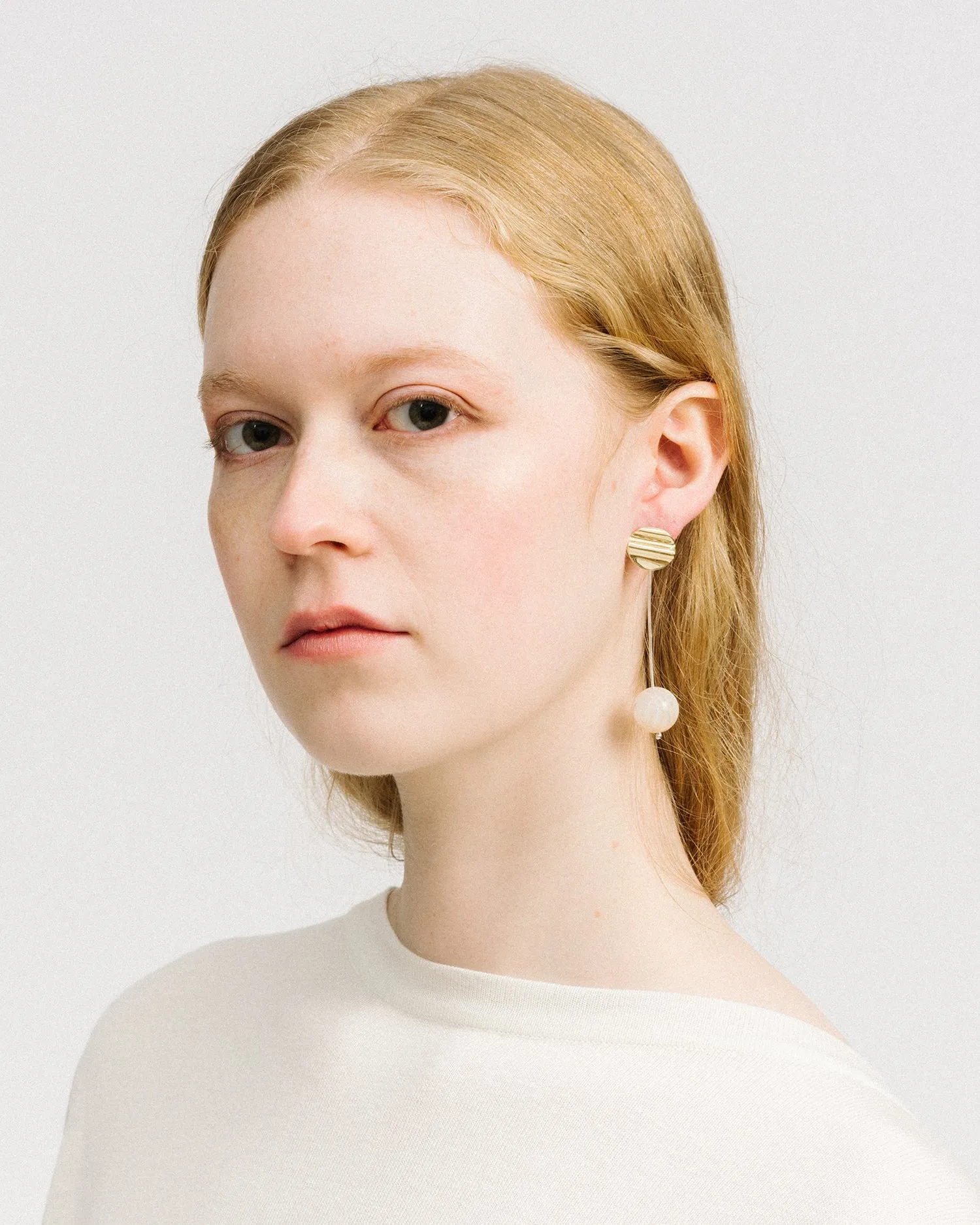 Madre Perla drop earrings