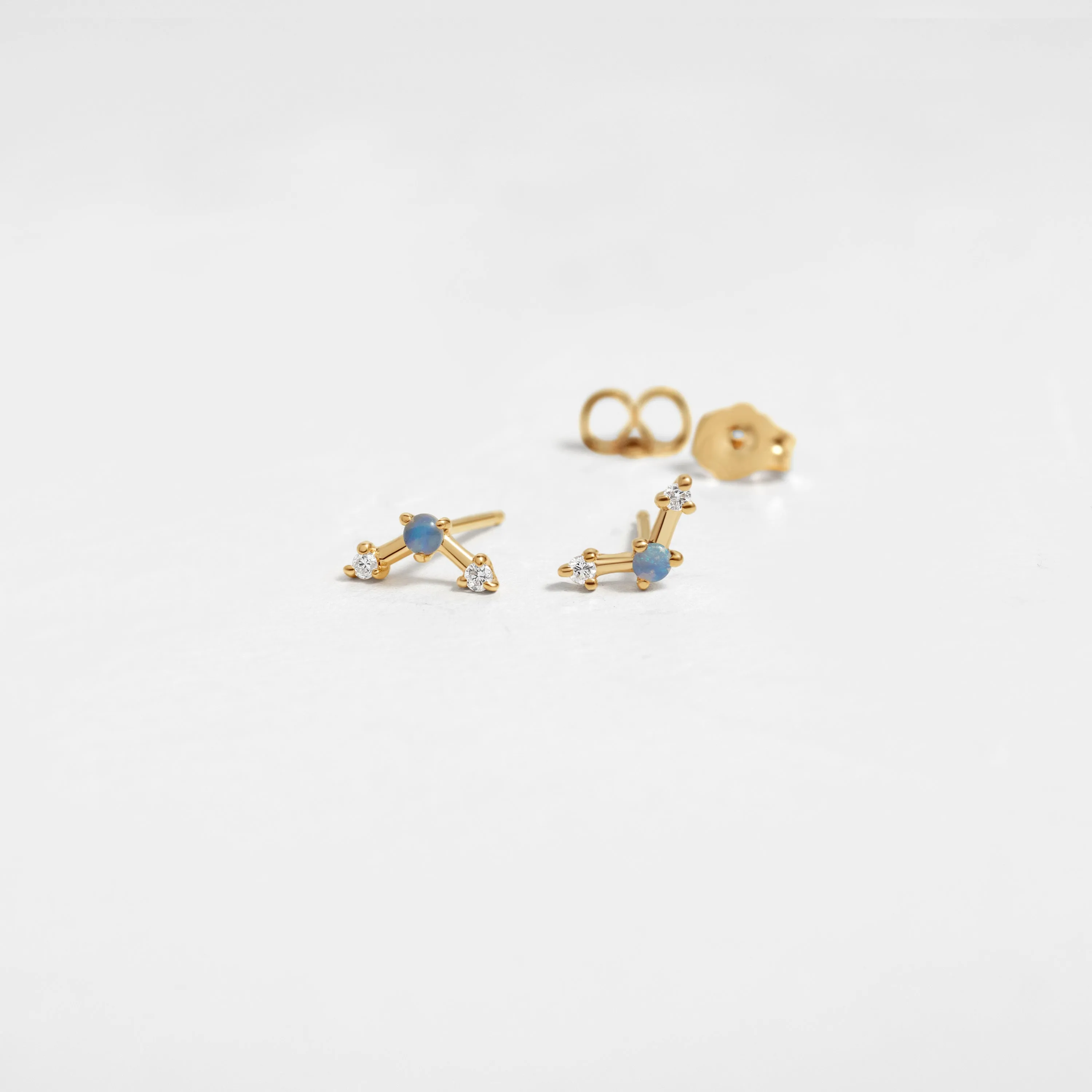Mini Three-Step Point Earrings - In Stock