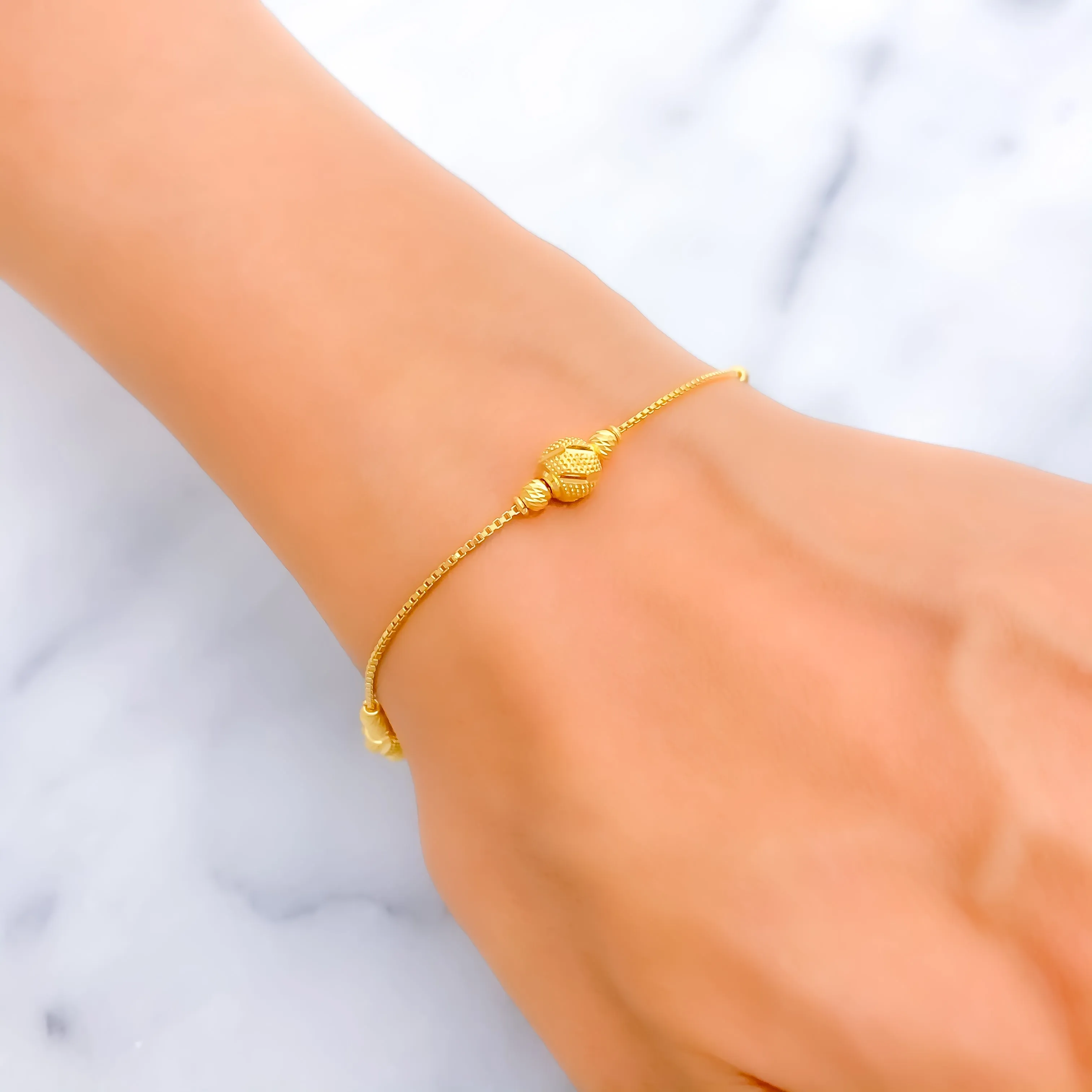 Minimalist Radiant 22k Gold Bracelet