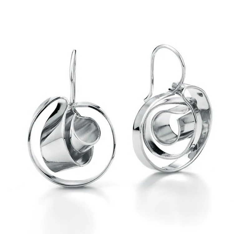 Mobius © drop earrings