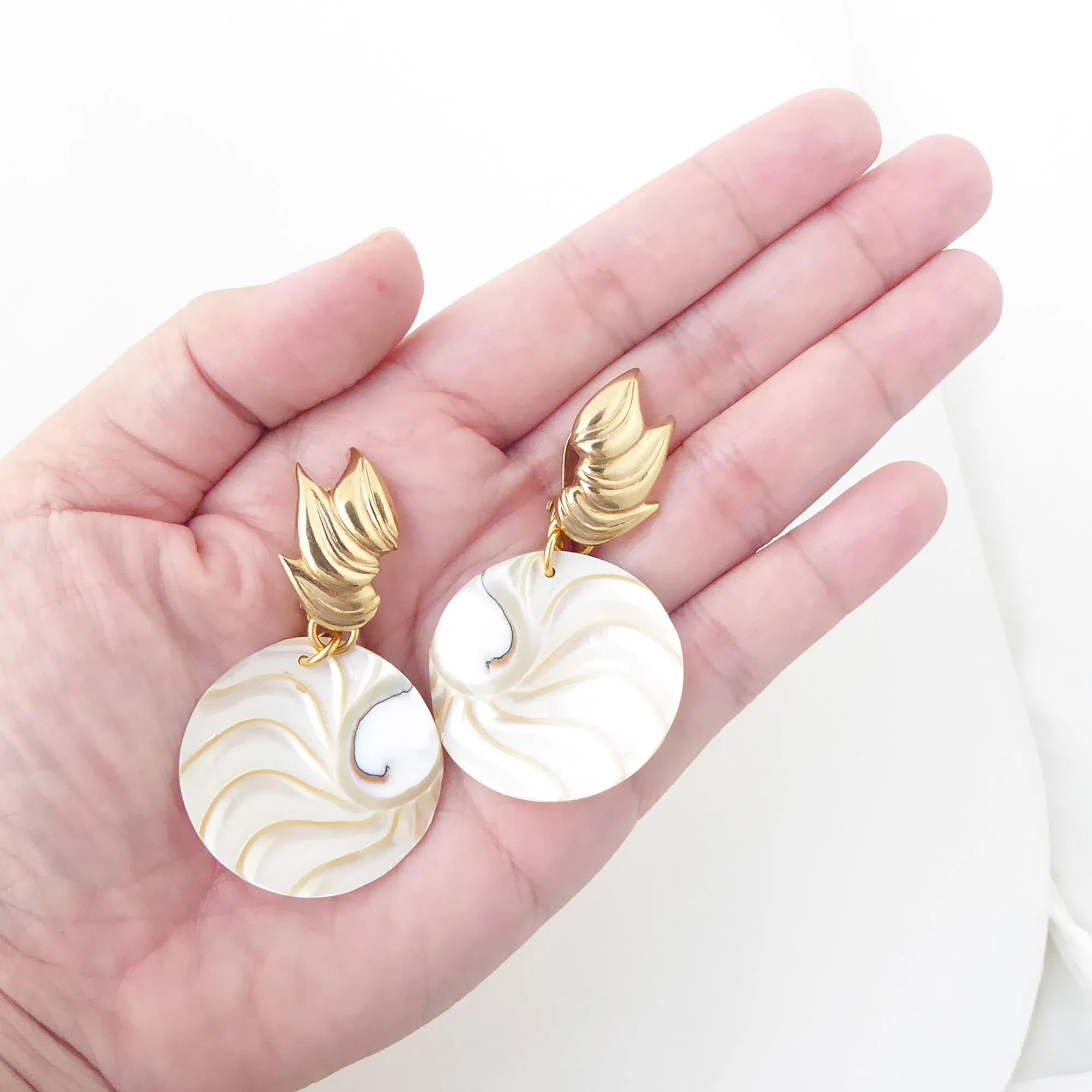Nautilus chamber earrings