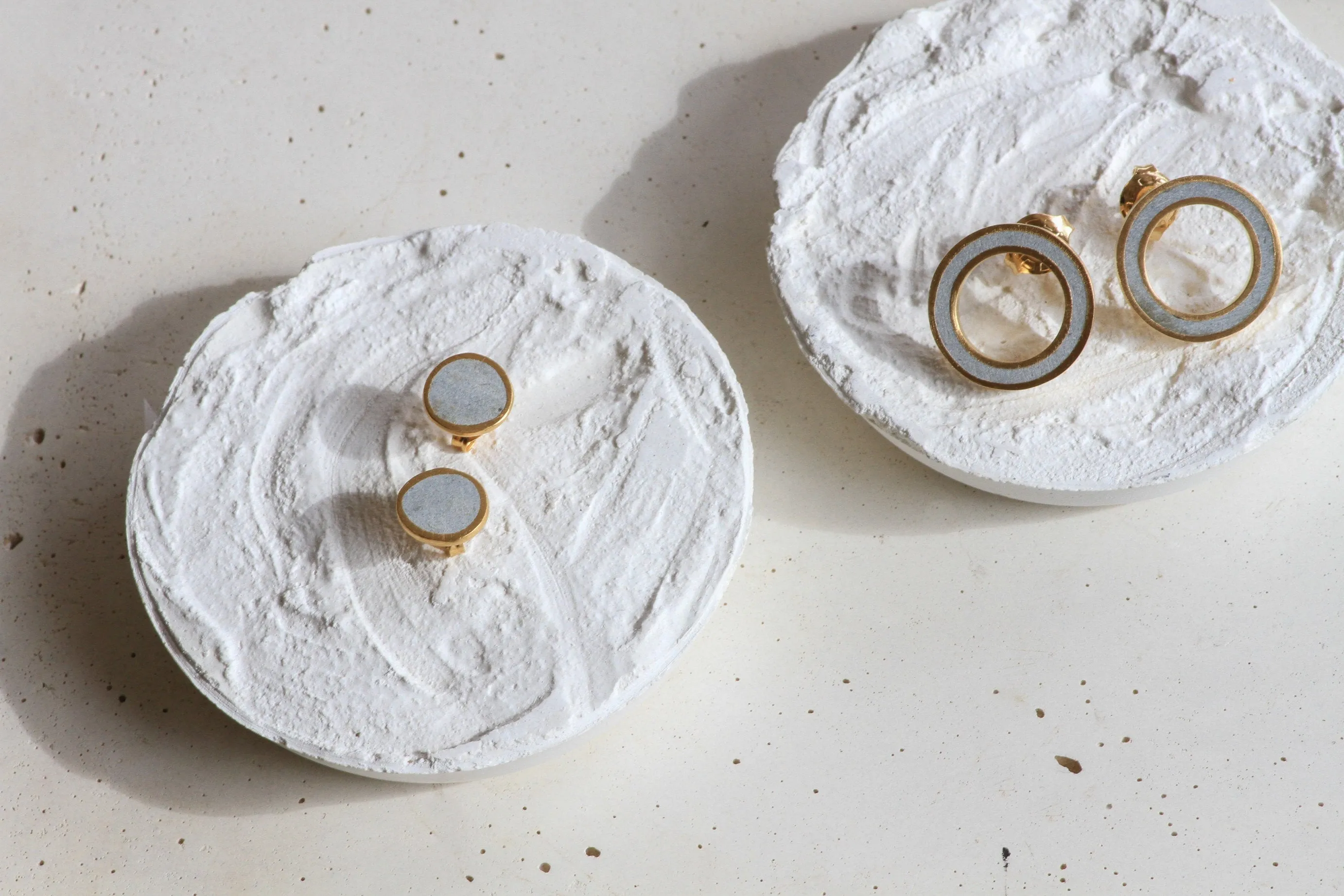 O geometric shaped gold & concrete stud earrings