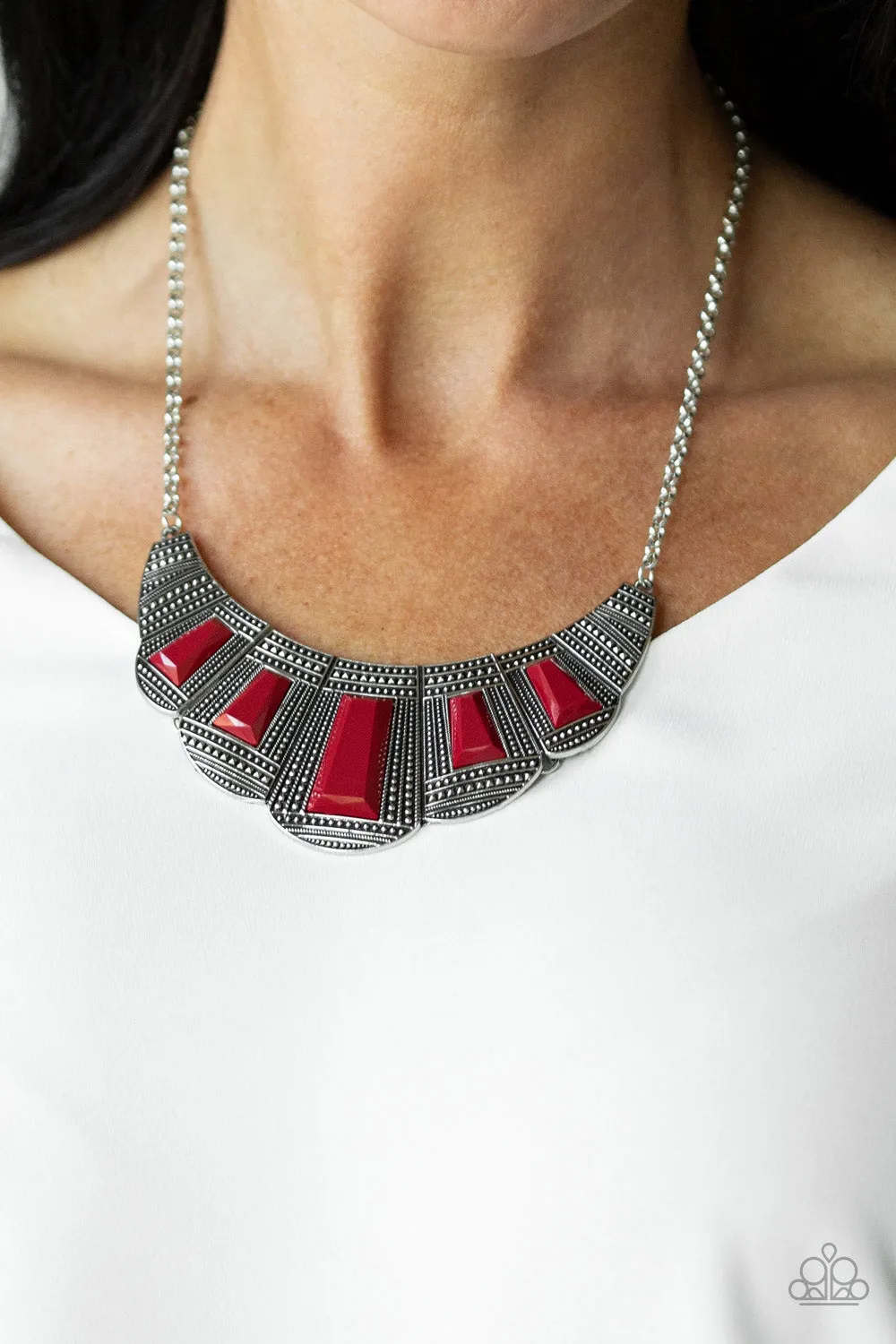 Paparazzi Lion Den Necklace Red