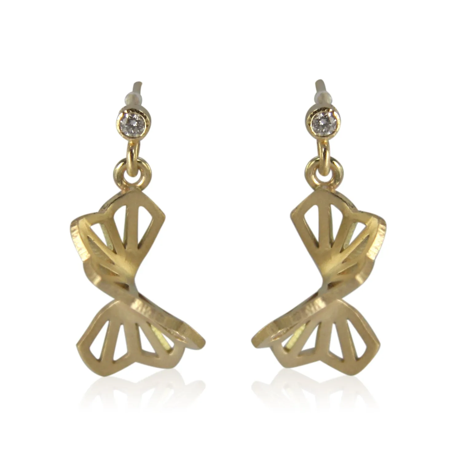 petite hyacinth fold earrings in 18k gold with diamonds