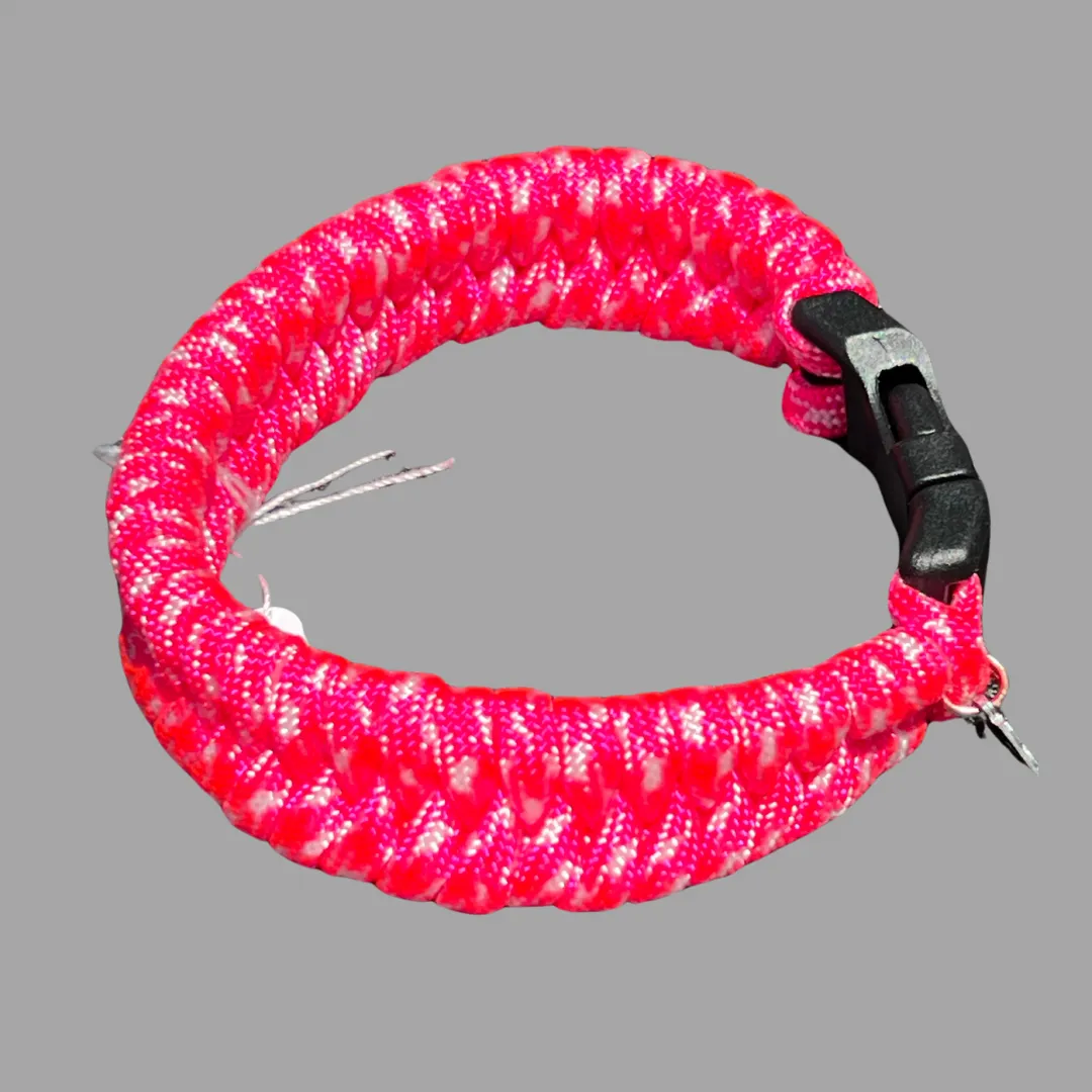 Pink/White Fishtail Paracord Bracelet