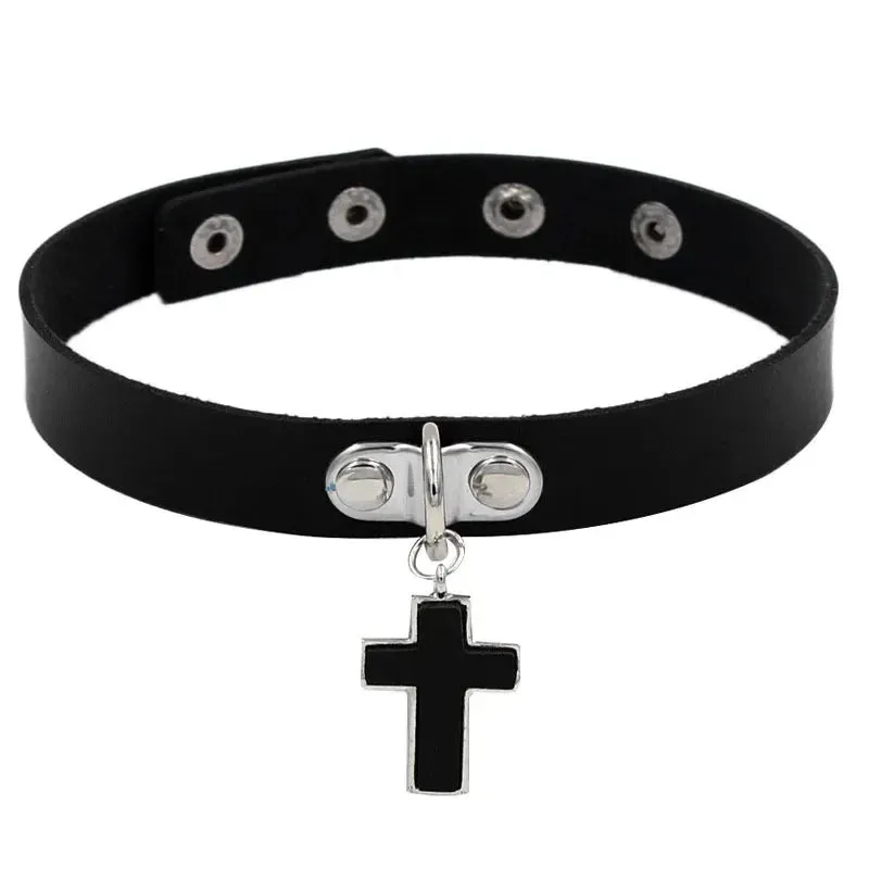 Punk Rock Gothic PU Leather Necklace Heart Round Spike Rivet Collar Studded Choker Chain Necklace