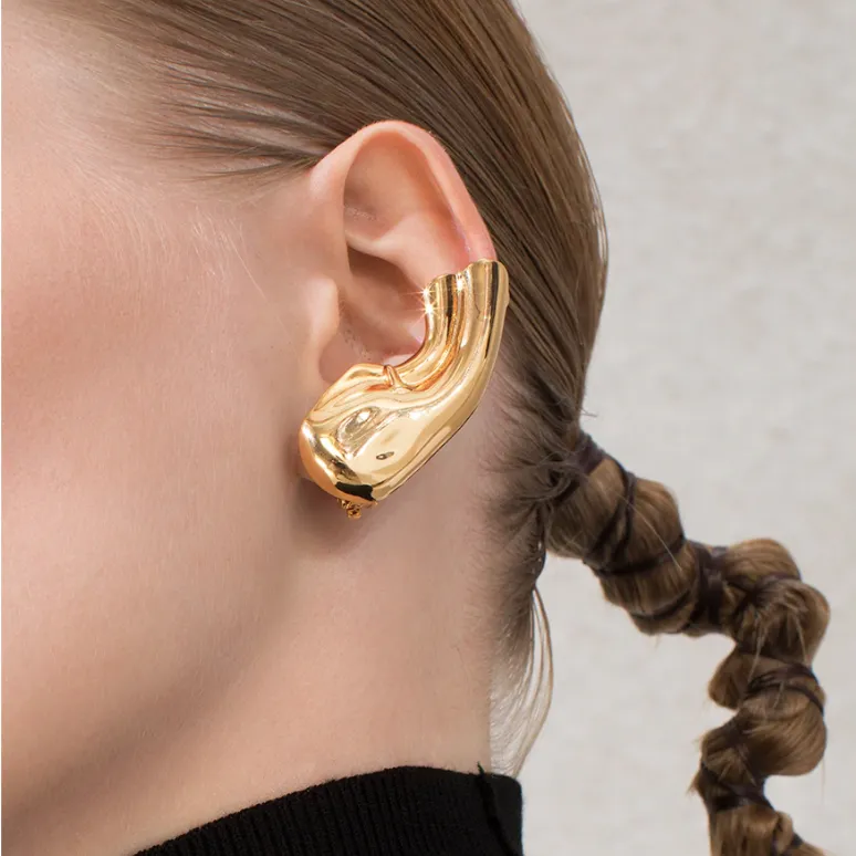 Riza Sculpted Ear Cuff