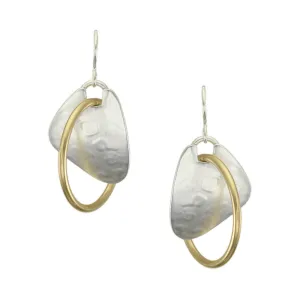 Rounded Triangle with Interlocking Ring Wire Earrings
