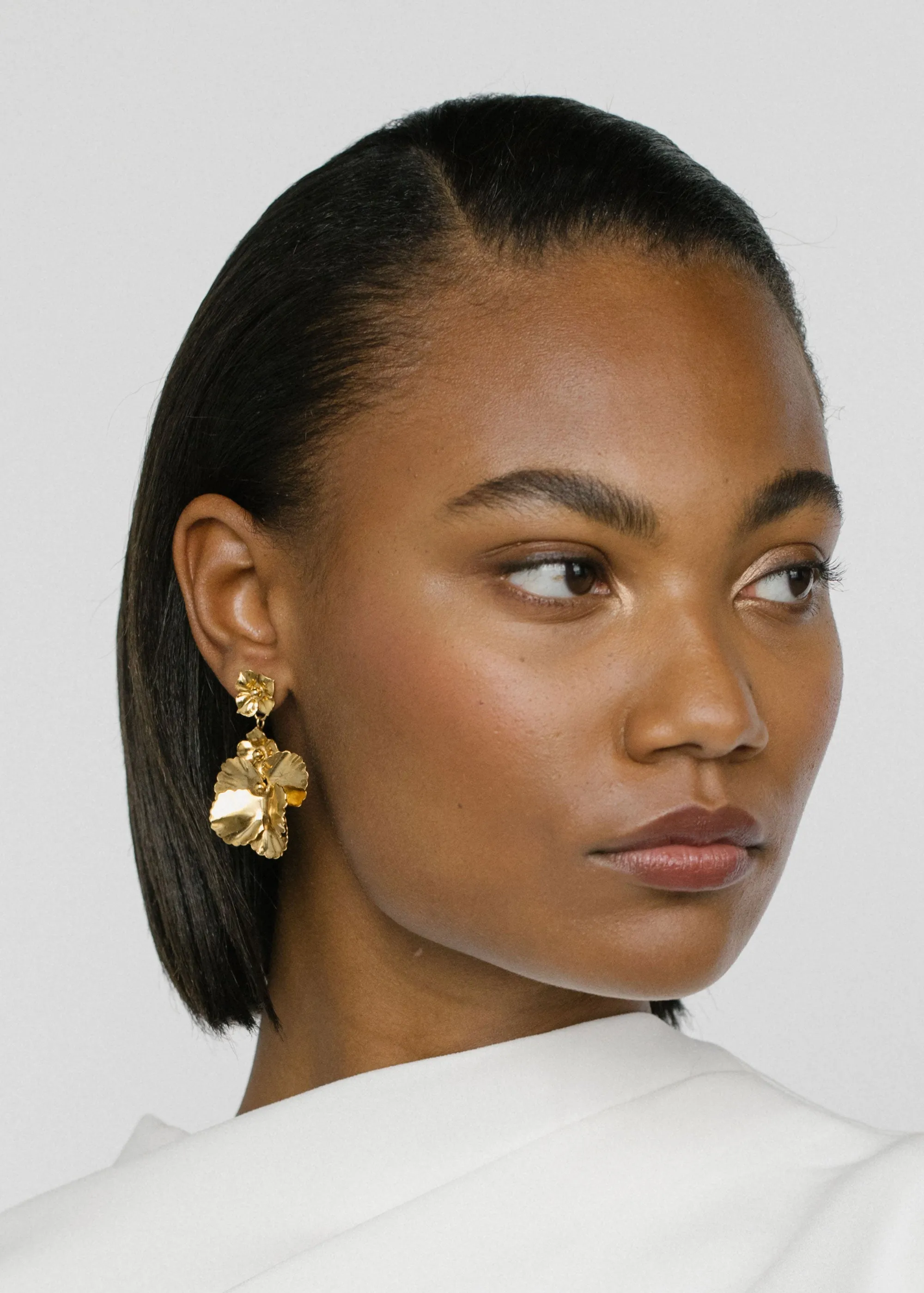 Samara Earrings -- Gold