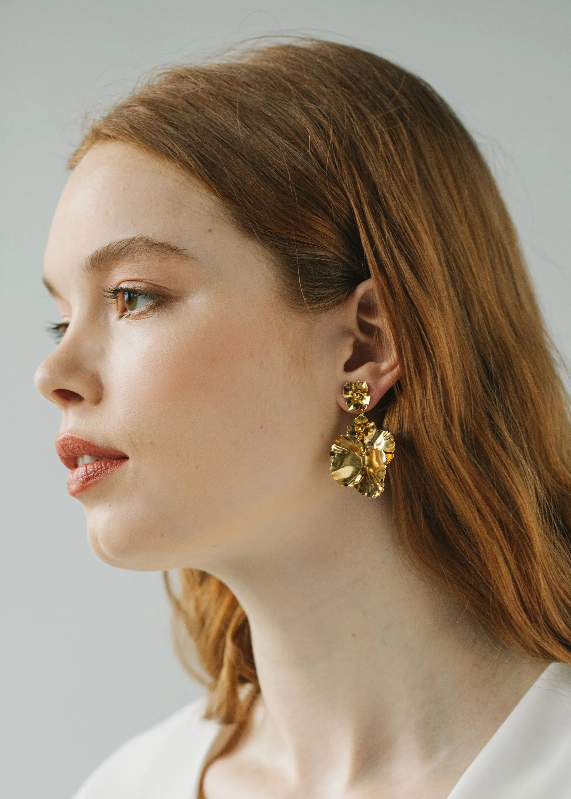 Samara Earrings -- Gold